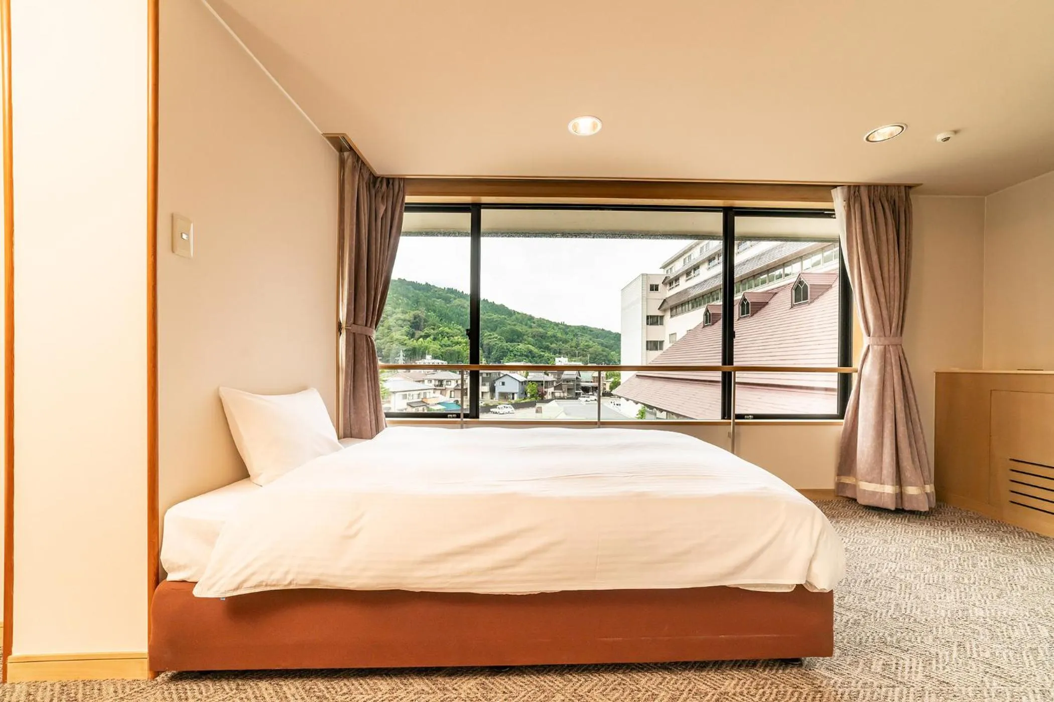 Standard Japanese-Western-Style Triple Room - Indoor Bath - Non-Smoking in Ooedo Onsen Monogatari Premium Kinosaki