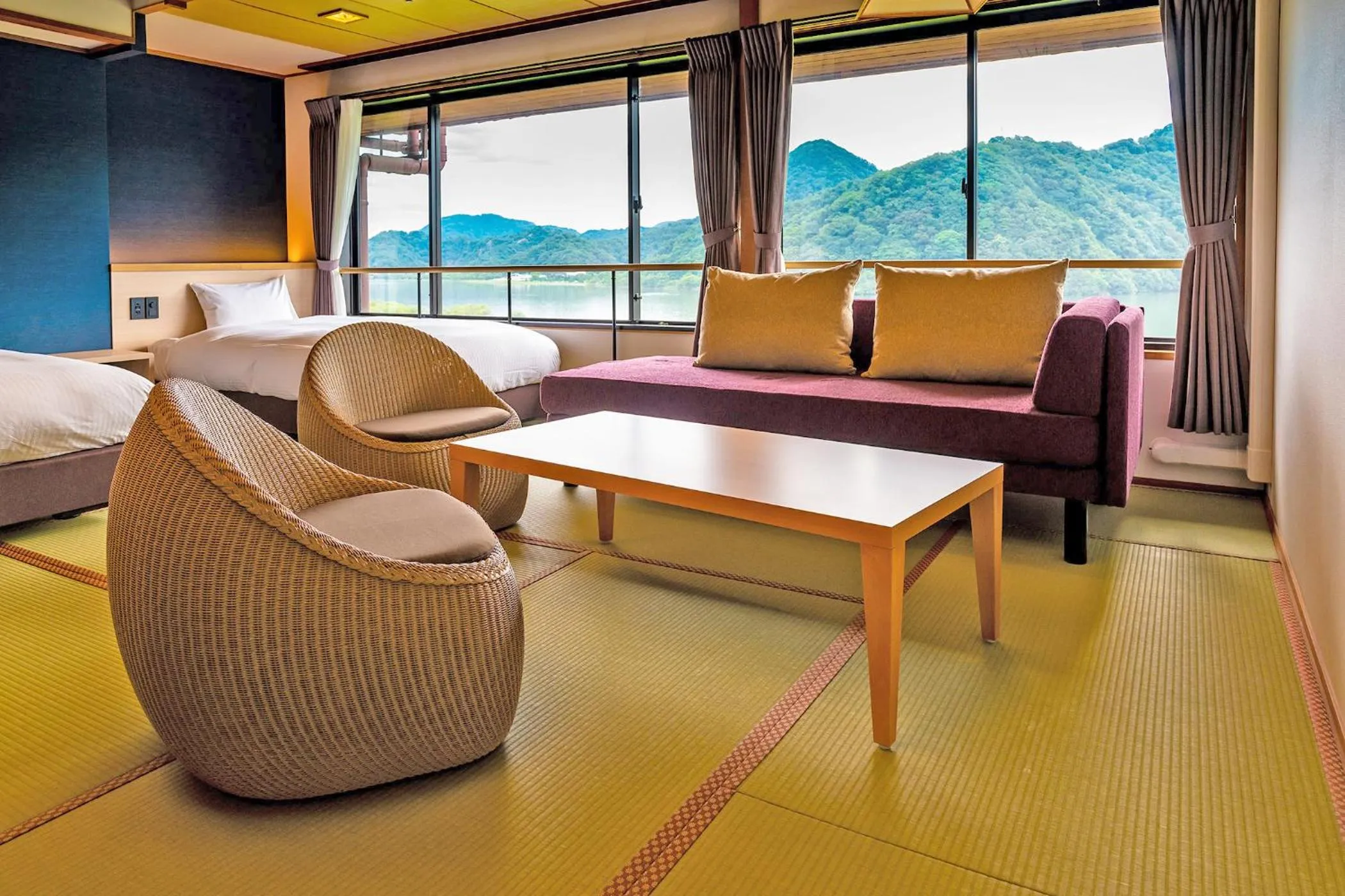 Modern Triple Room with Tatami Area - Non-Smoking - River Side - with Bathroom in Ooedo Onsen Monogatari Premium Kinosaki
