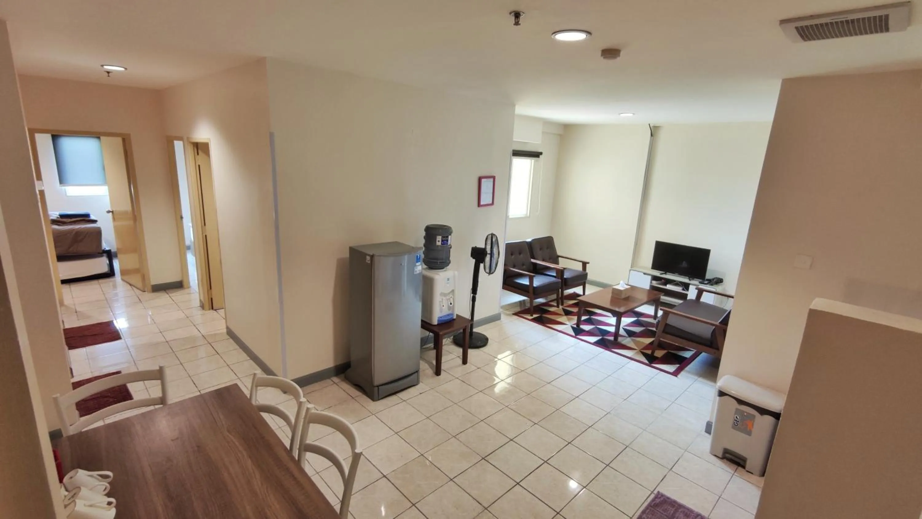 Three-Bedroom Apartment in Queen Victoria Apartment Batam