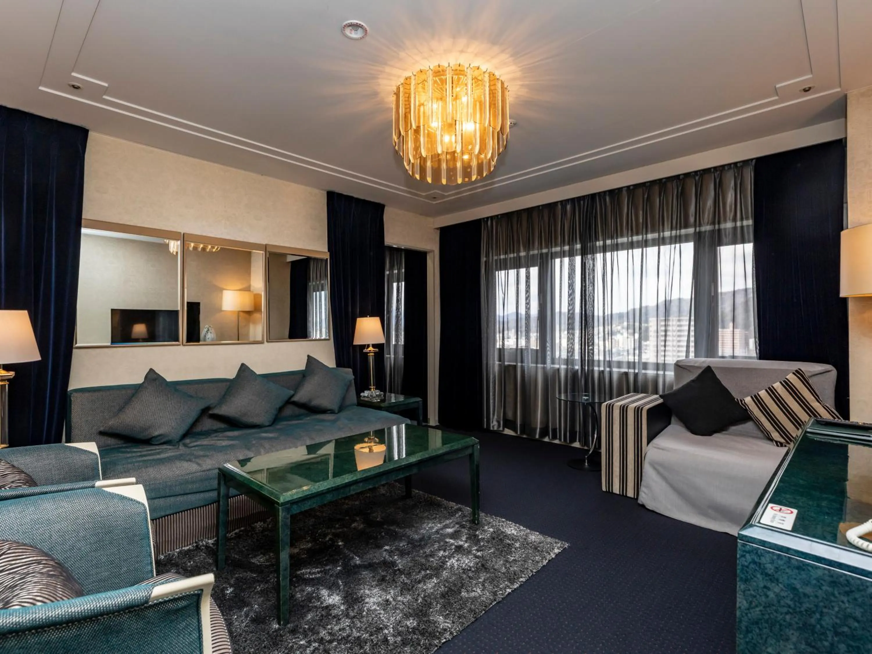 Superior Double Room in Century Plaza Hotel