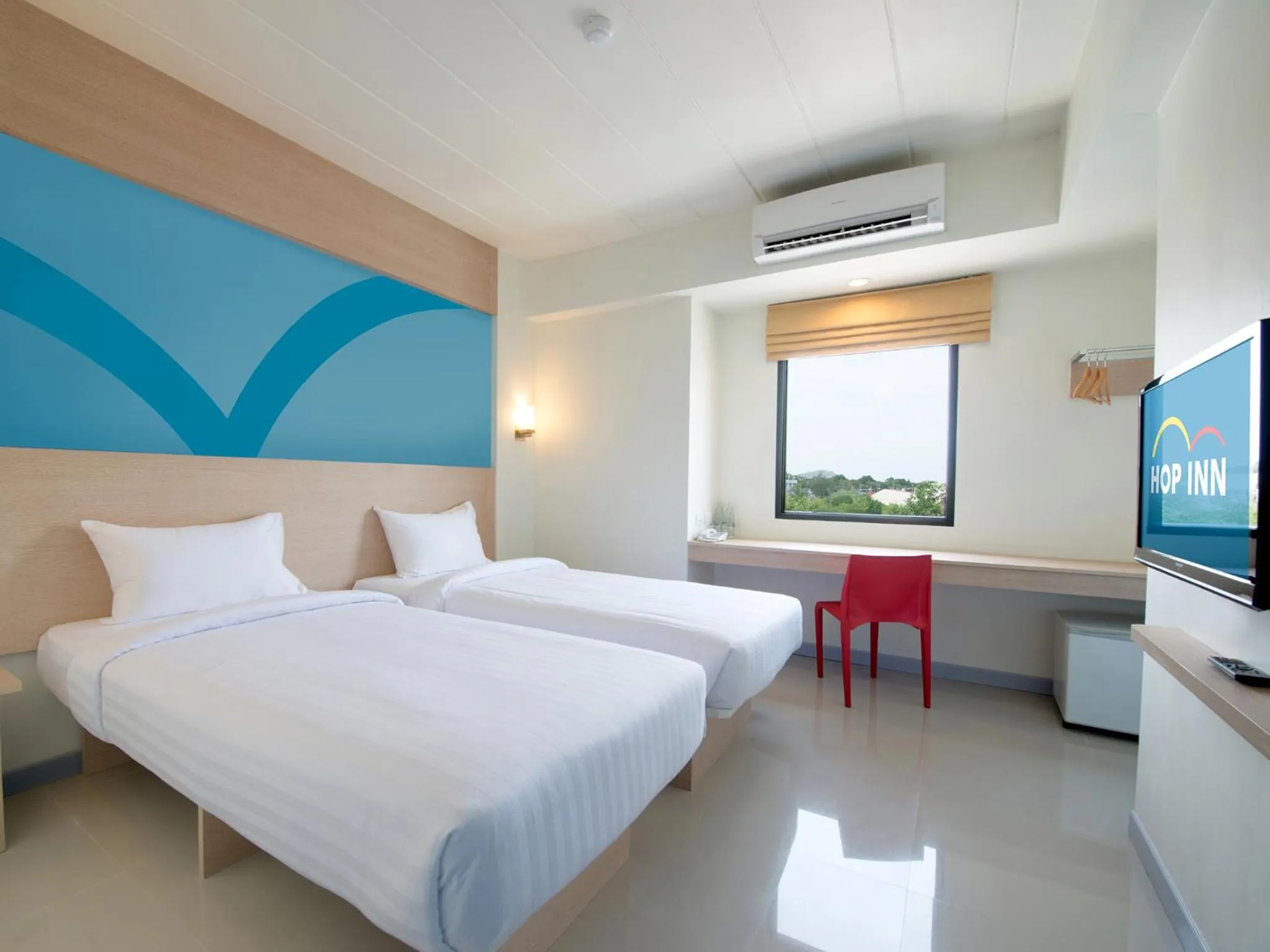 Standard Twin Room in HOP INN Hat Yai