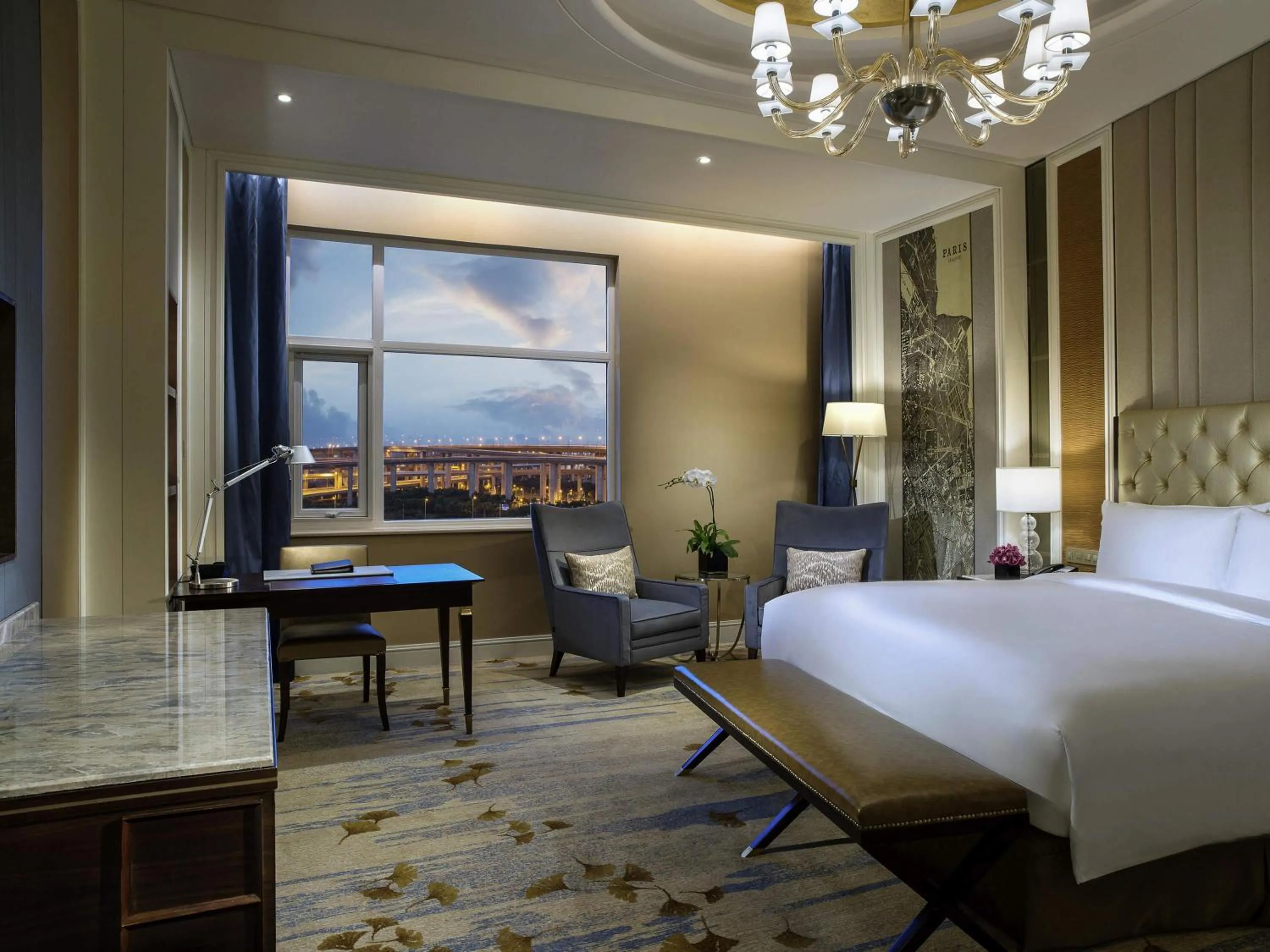 Junior King Suite - single occupancy in Sofitel Shanghai Hongqiao