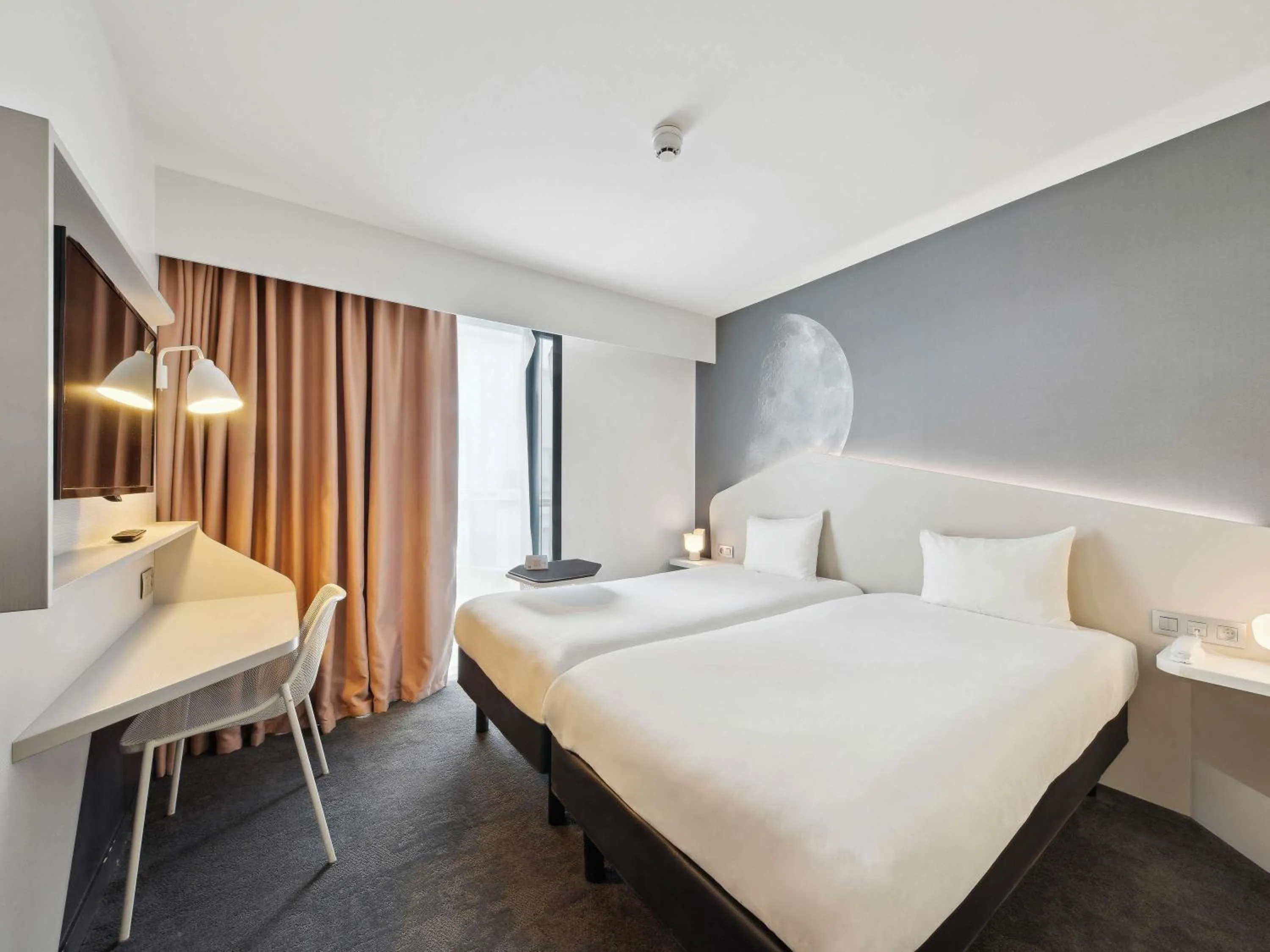 Standard Twin Room - single occupancy in ibis Styles Paris Charles de Gaulle Airport