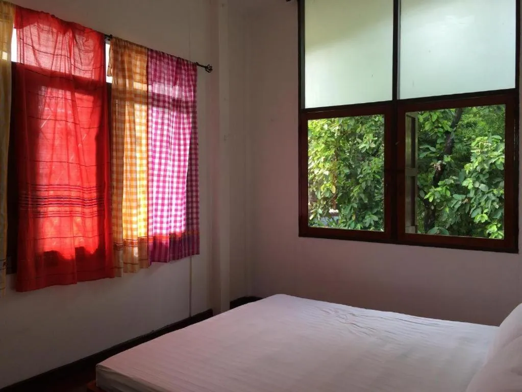 Double Room in Many Trees