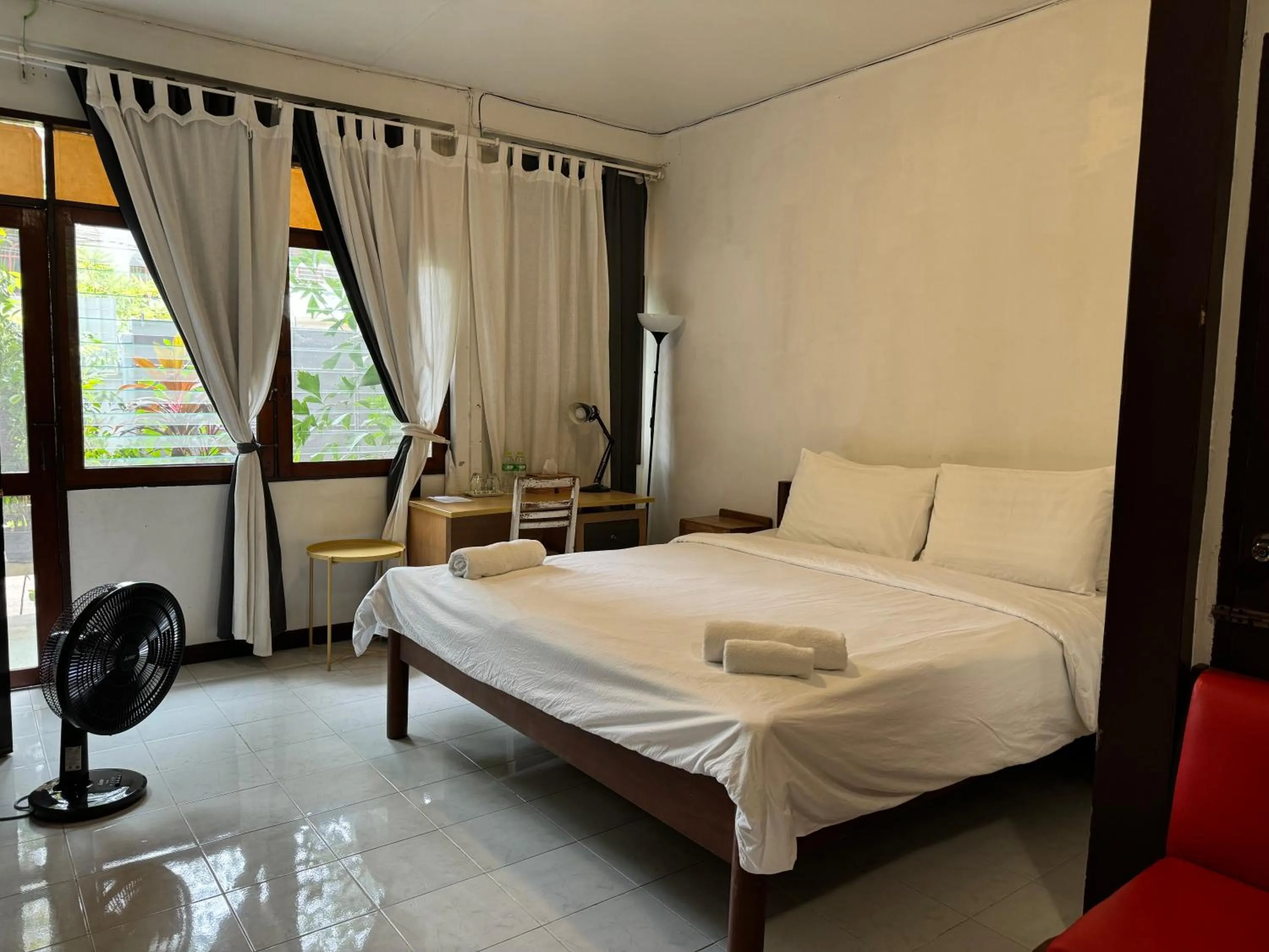 Double Room with Balcony in Many Trees