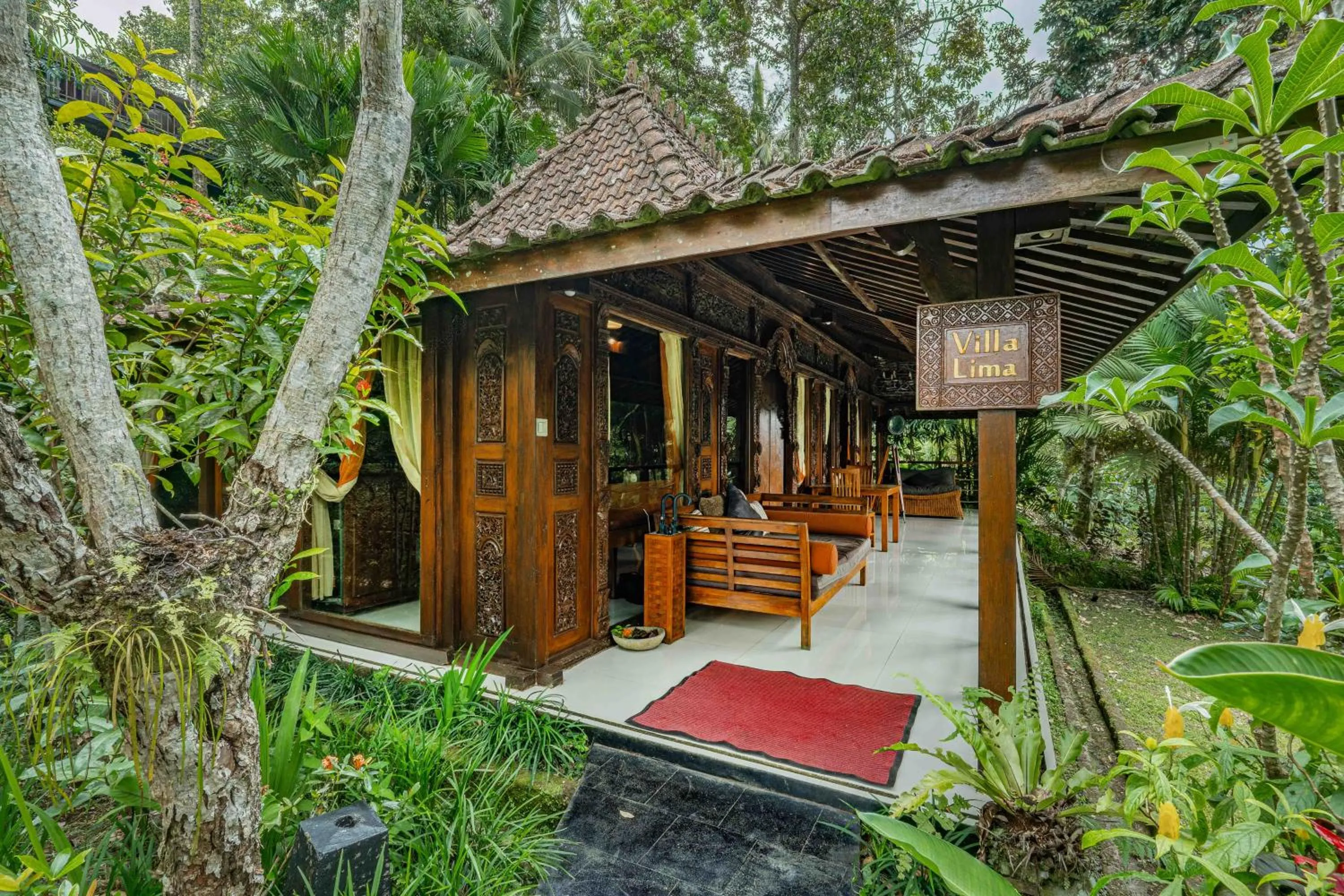 Suite Villa with Rainforest View in Alassari Plantation