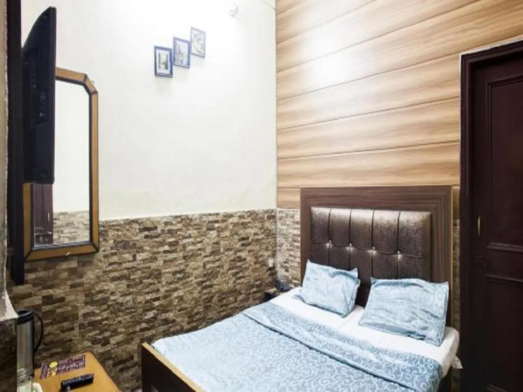 Deluxe Double Room in Hotel Grand