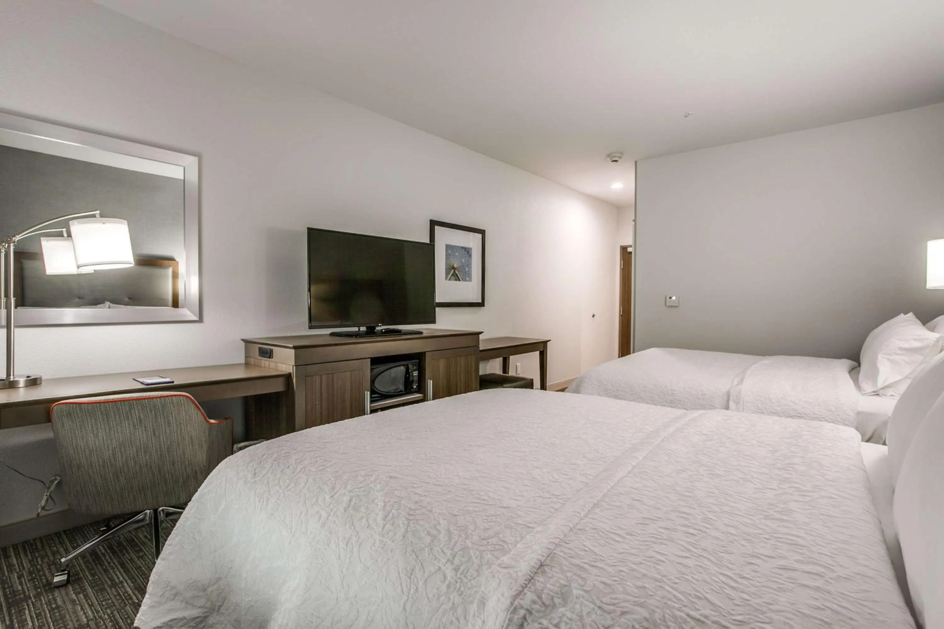 Queen Room with Two Queen Beds - Non-Smoking in Hampton Inn & Suites Dallas-Central Expy/North Park Area