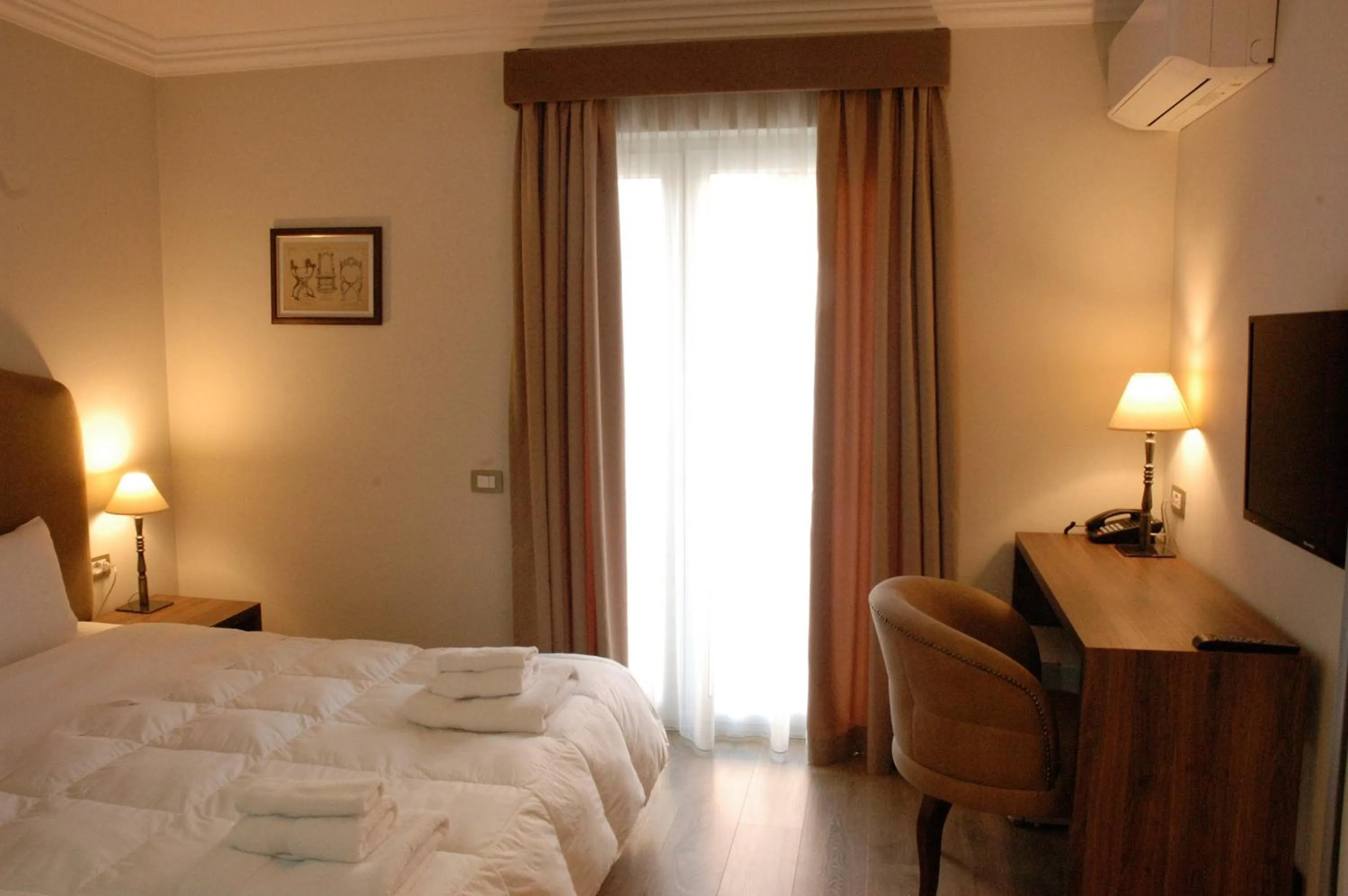 Double Room in Hotel Hermes Tirana