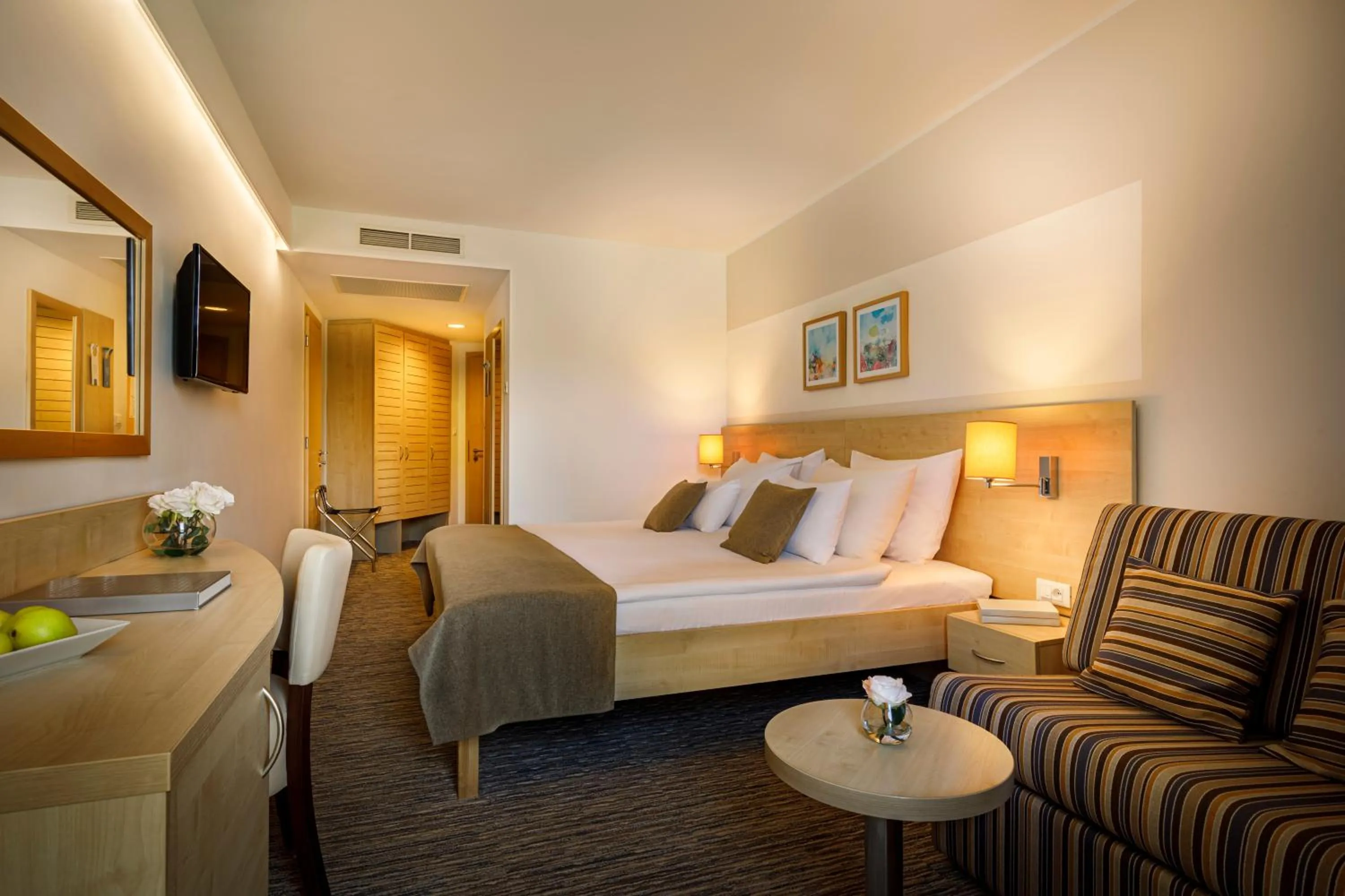 Room for 2+1 in Valamar Parentino Hotel