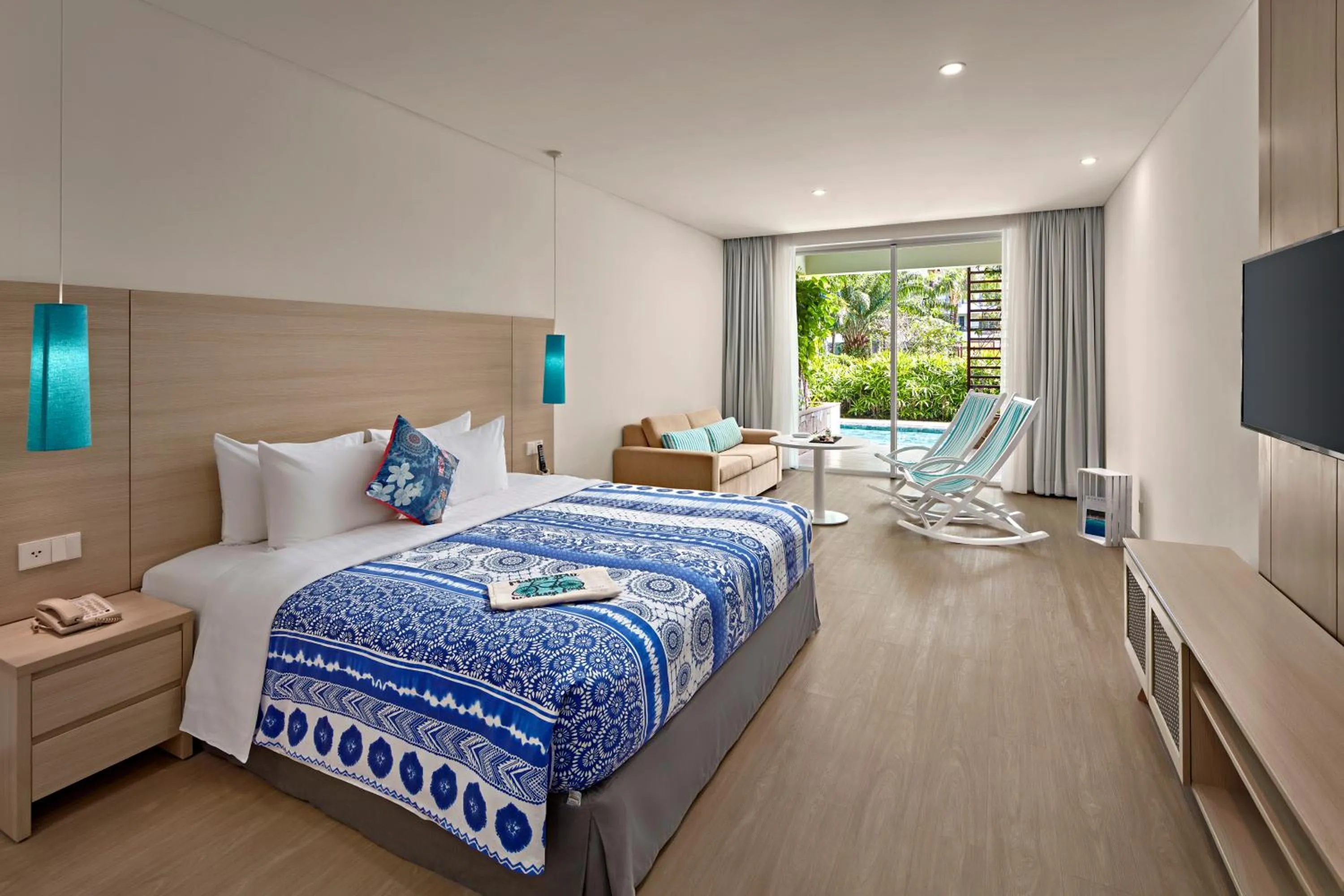 Superior Room with Pool Access in SOL by Meliá Phu Quoc