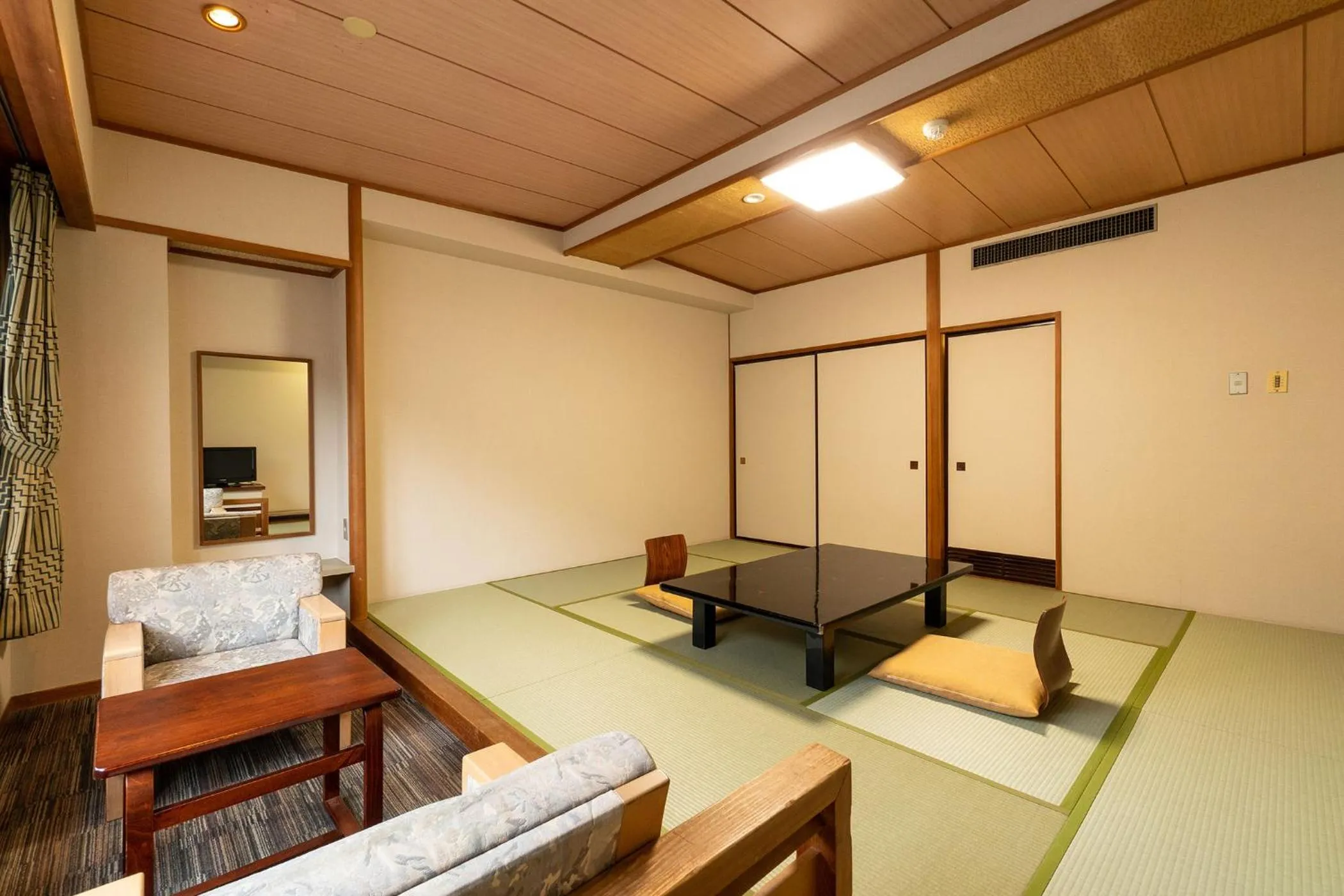Economy Japanese-Style-Room 42 sqm - single occupancy - Indoor Bath - Non-Smoking in Ooedo Onsen Monogatari Higashiyama Grand Hotel