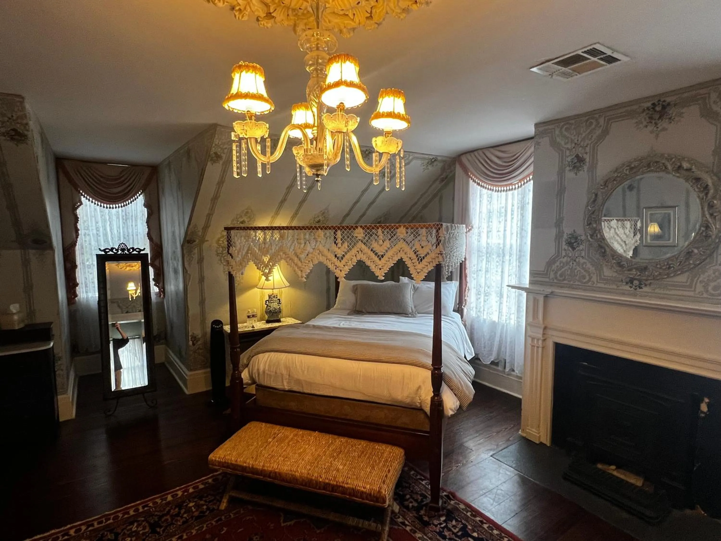 Deluxe Suite - single occupancy in The Myrtles
