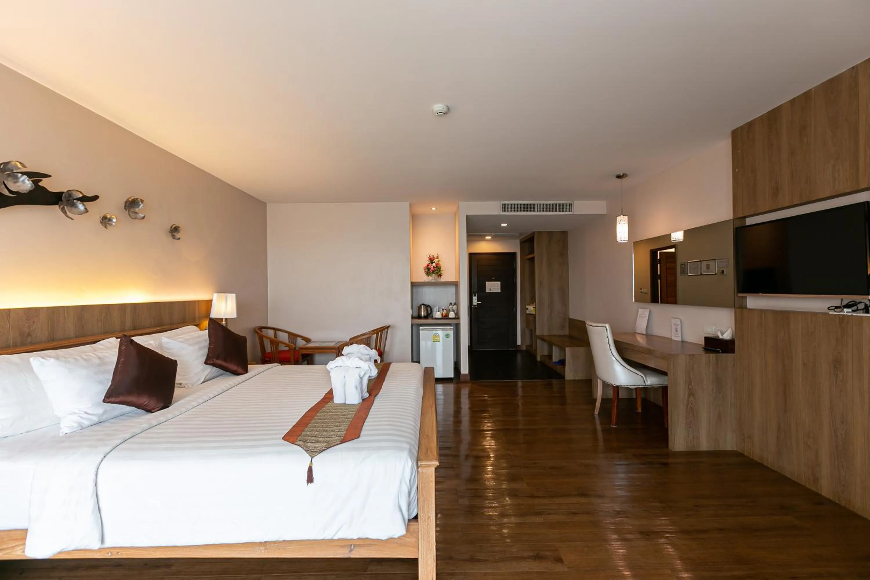 Deluxe Room in Grand Ratchapruek Hotel