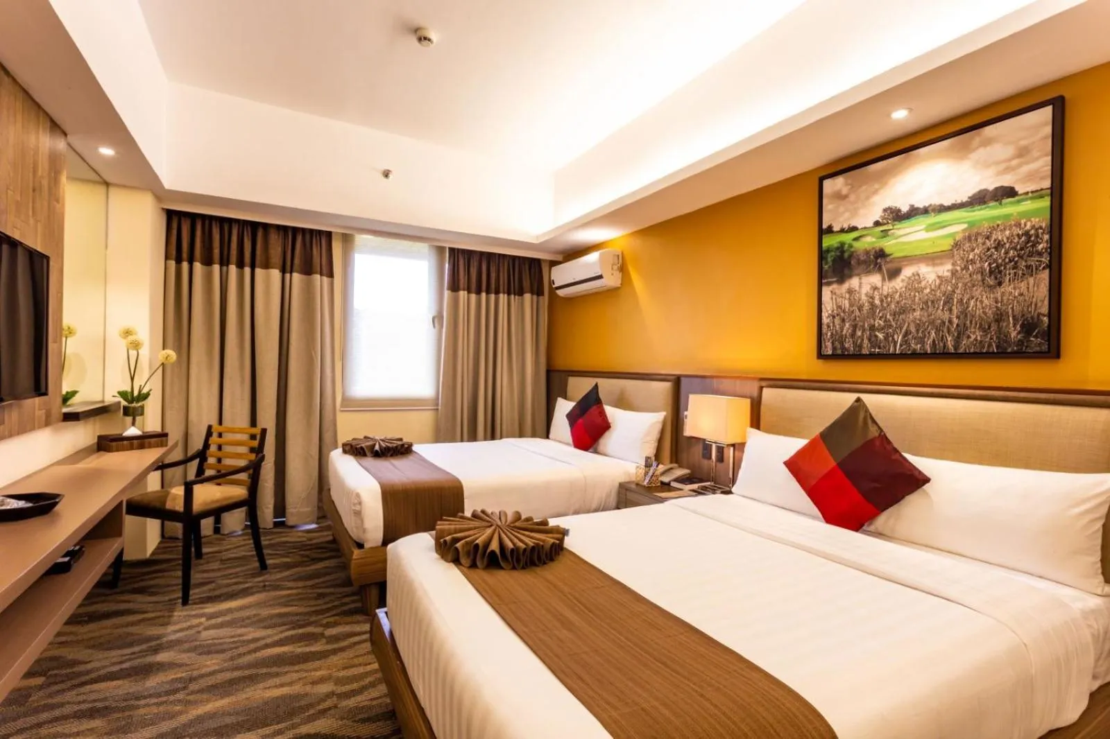 Premium Deluxe Double with Lake View in Splendido Tagaytay Hotel and Country Club