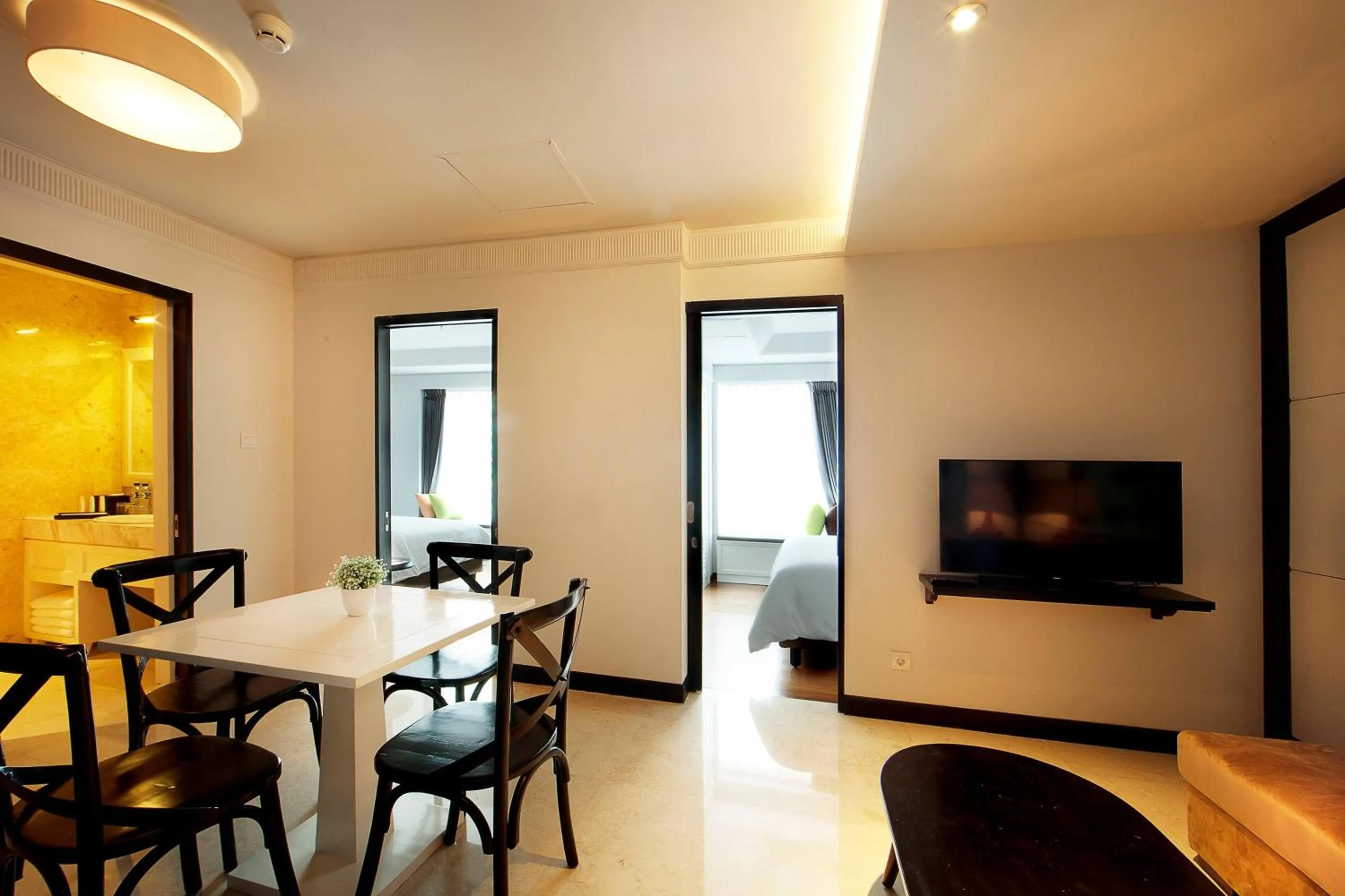 Executive Twee in De Paviljoen Bandung