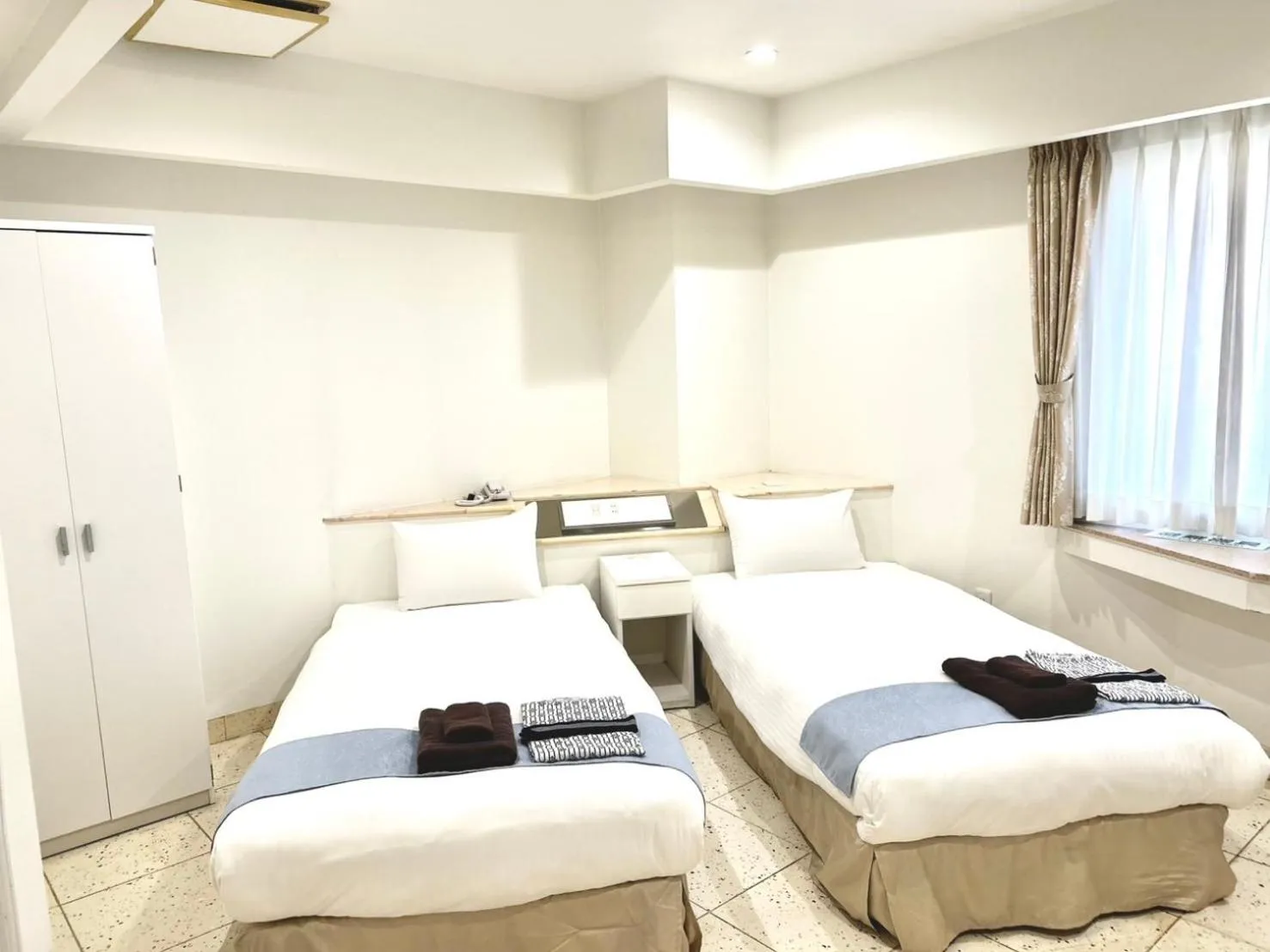 Superior Twin Room in Hotel Imalle Yokohama Isezakicho