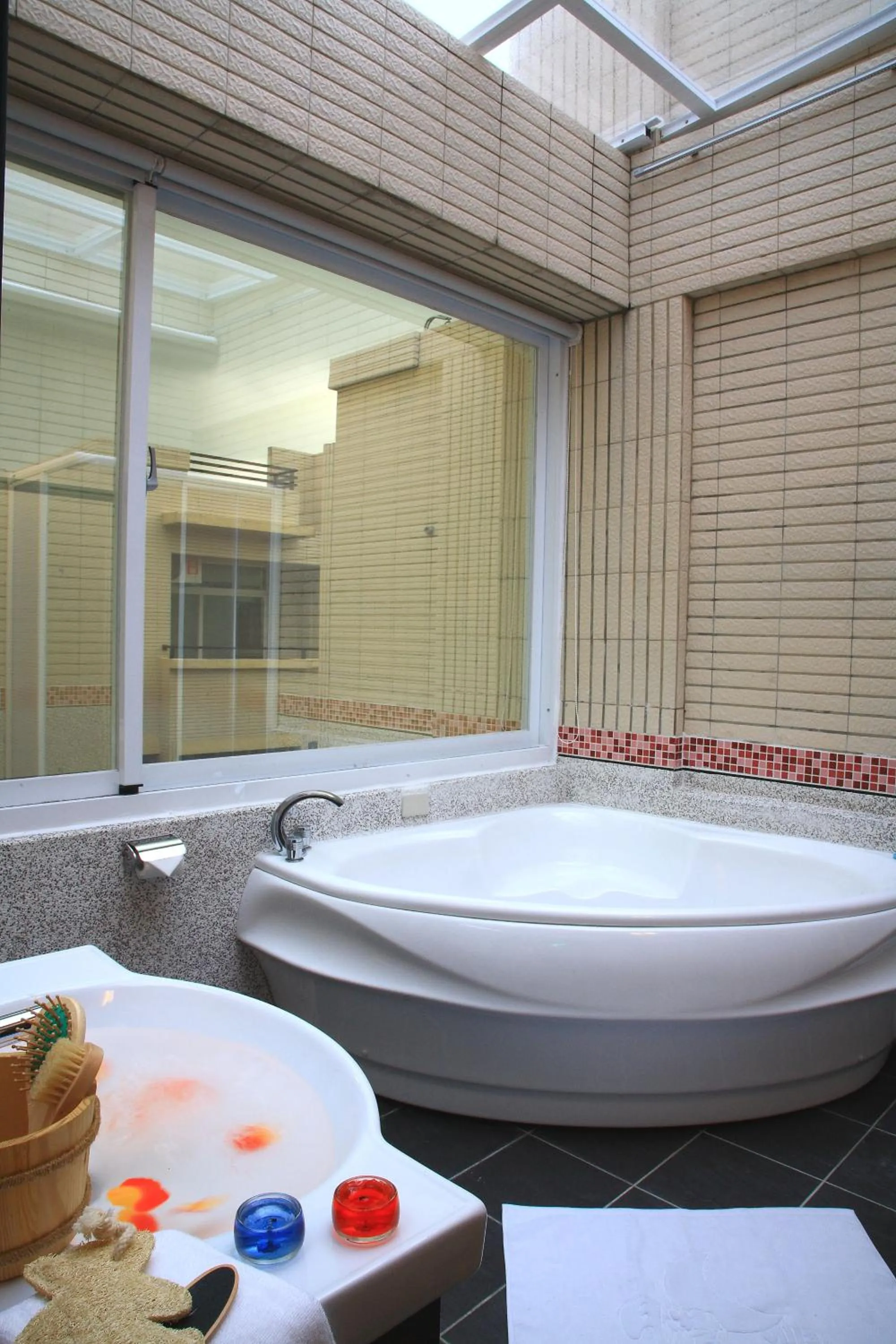 Deluxe Quadruple Room in Moon Villa