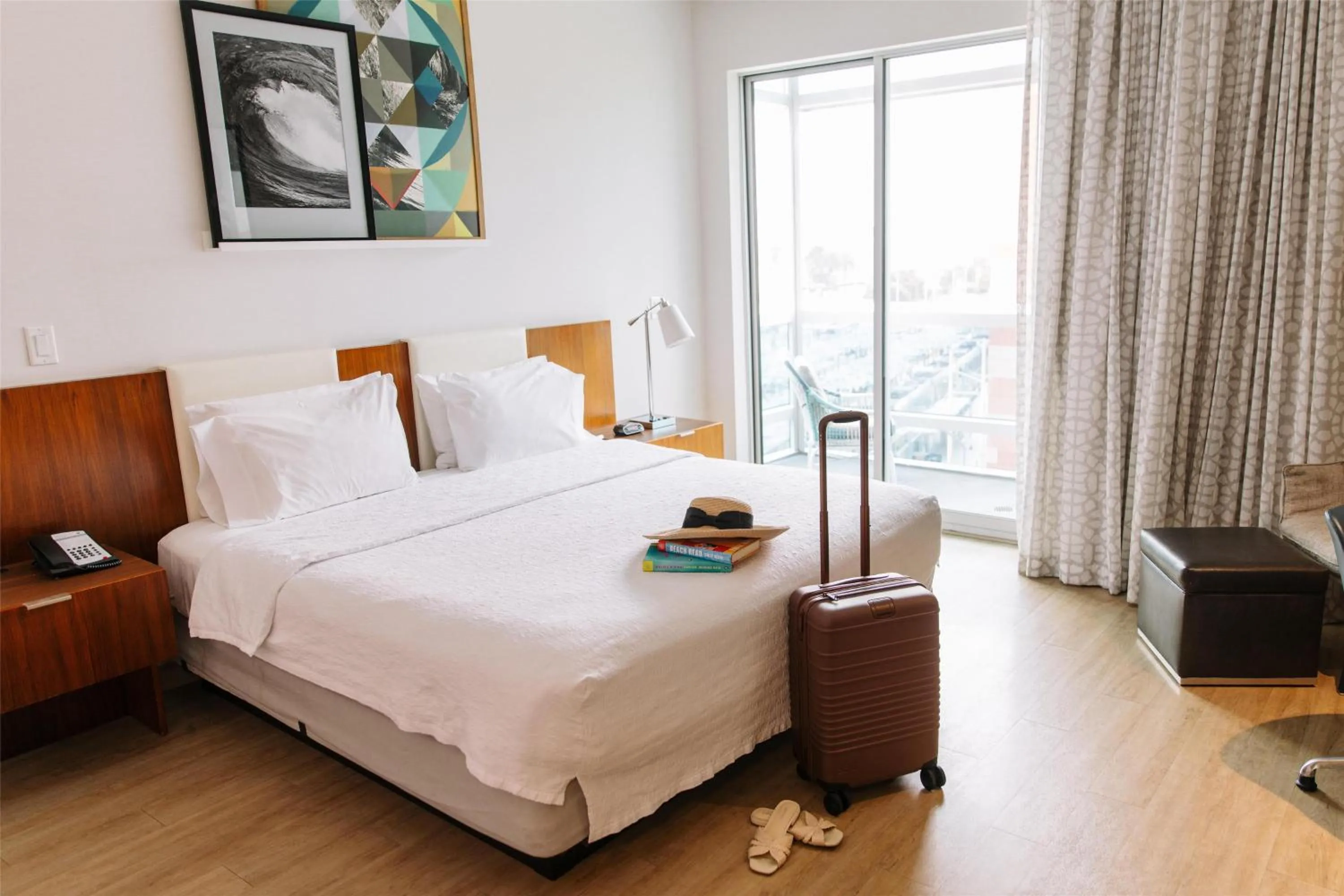 King Room with Roll-In Shower - Mobility/Hearing Accessible in Hampton Inn & Suites Santa Monica