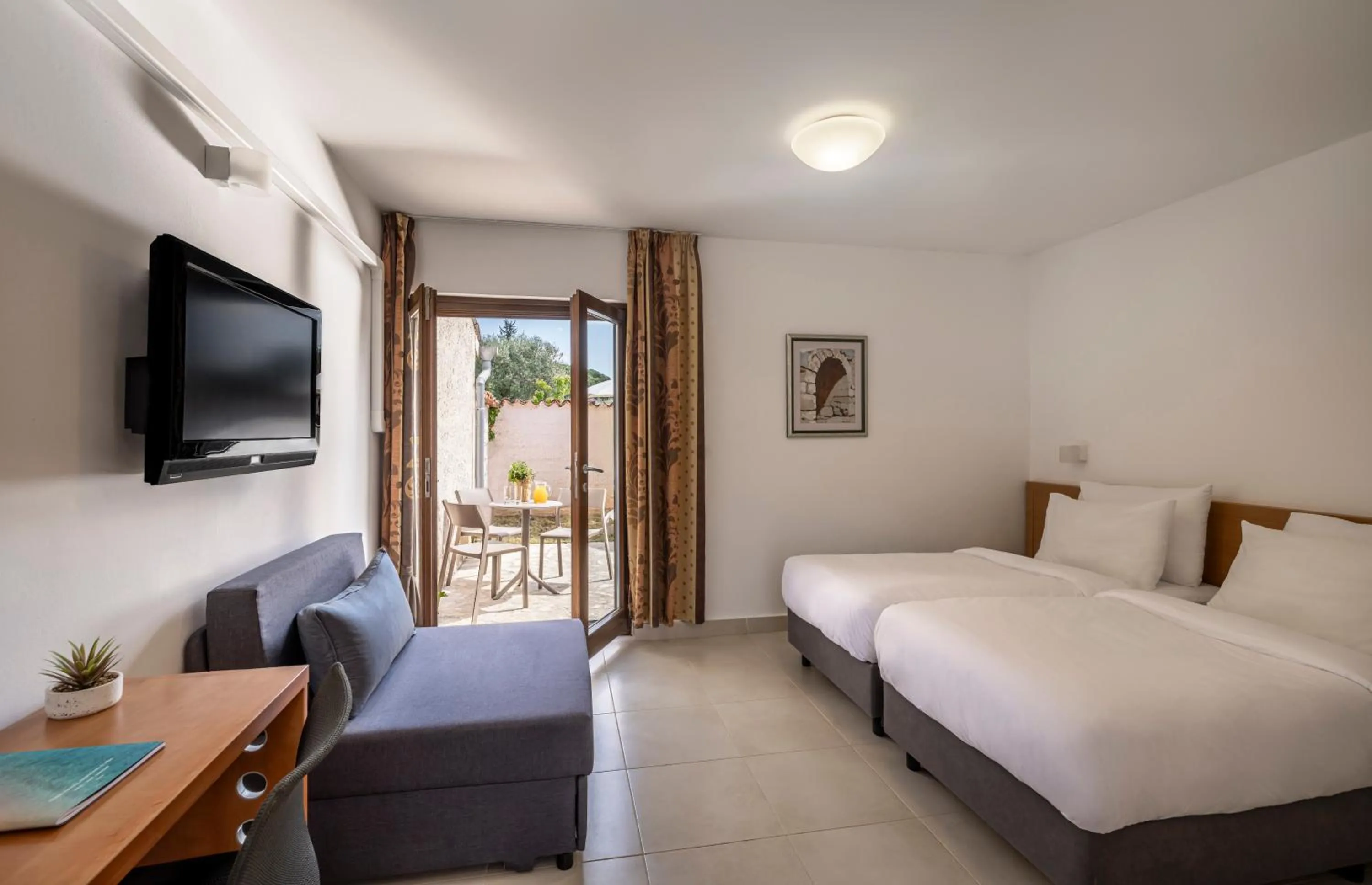 Standard Twin Room with Sofa in Maistra Select Villas Rubin Resort