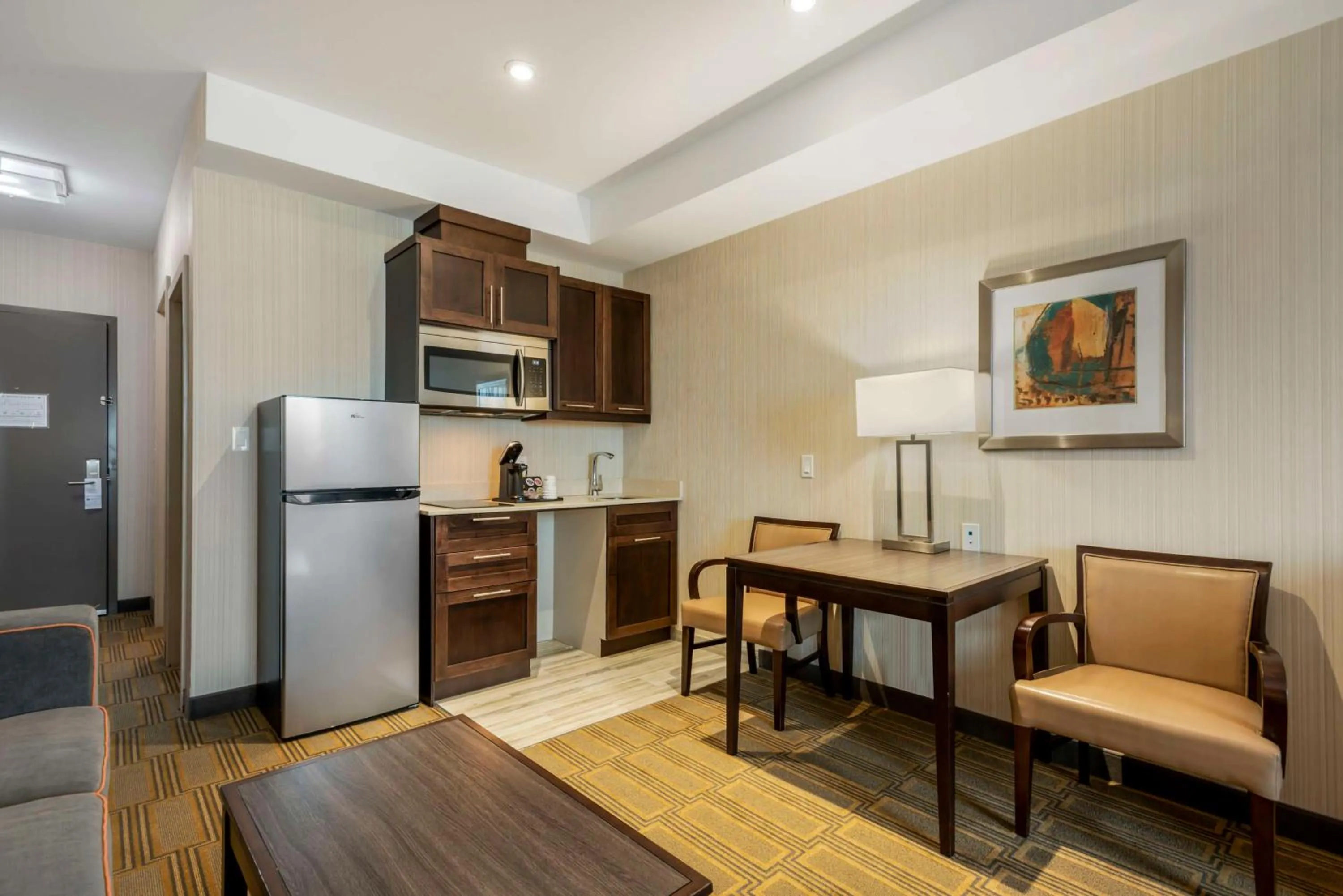 Executive King Room in Best Western Plus Chateau Fort St. John