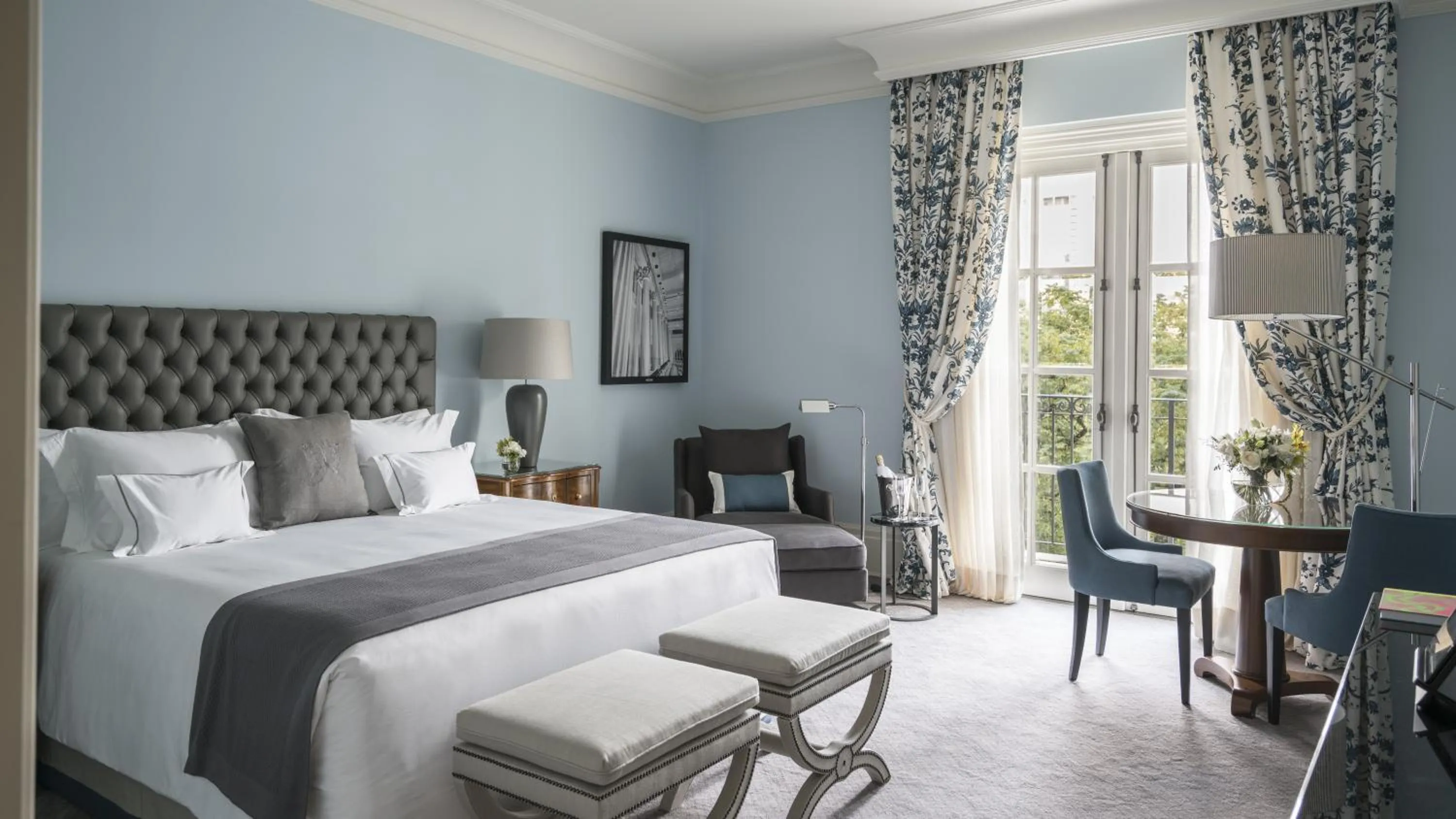 Prestige Room with terrace (2 Adults) - single occupancy in Palácio Tangará, Oetker Hotels