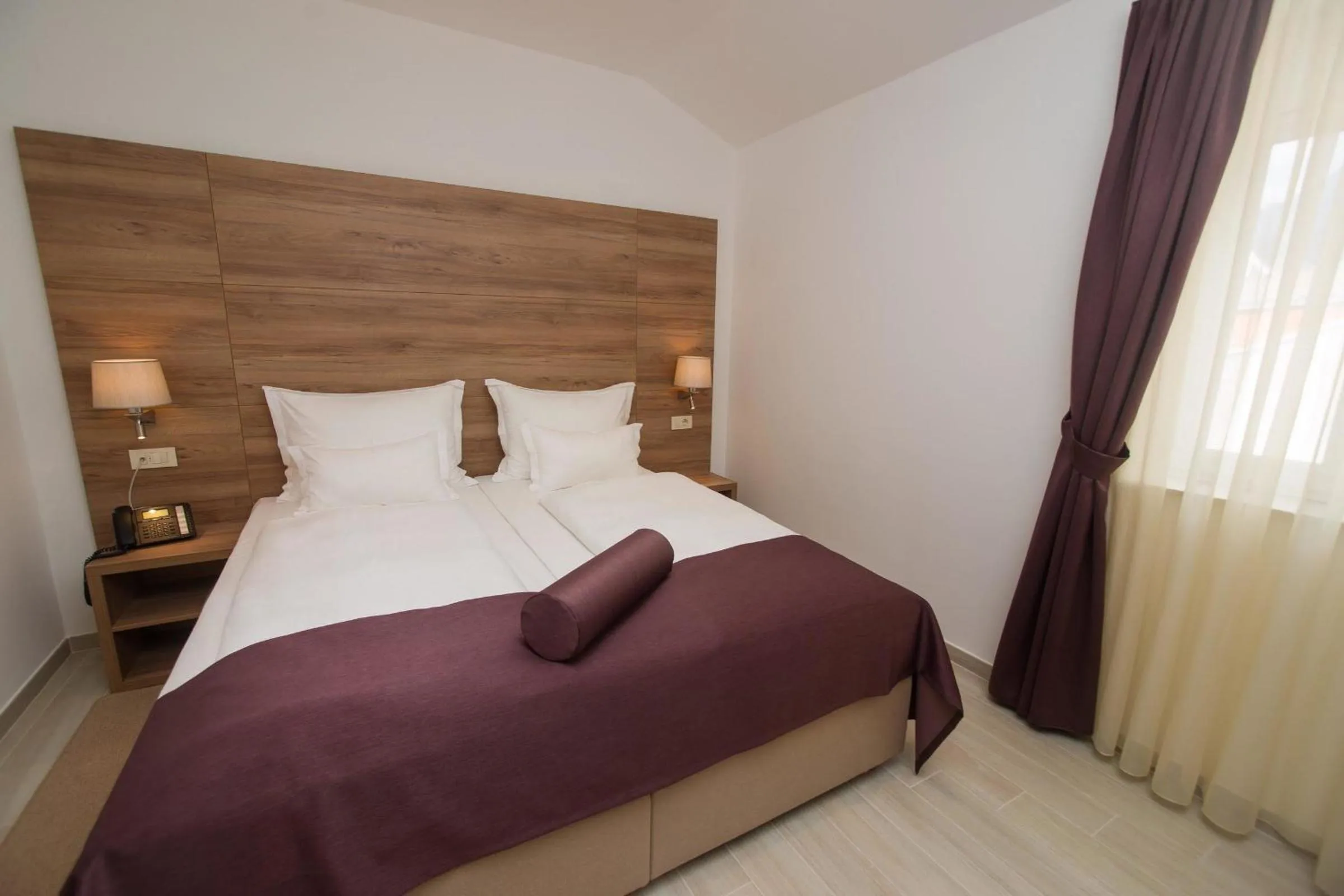 Double Room with Mountain View in Hotel Biokovo