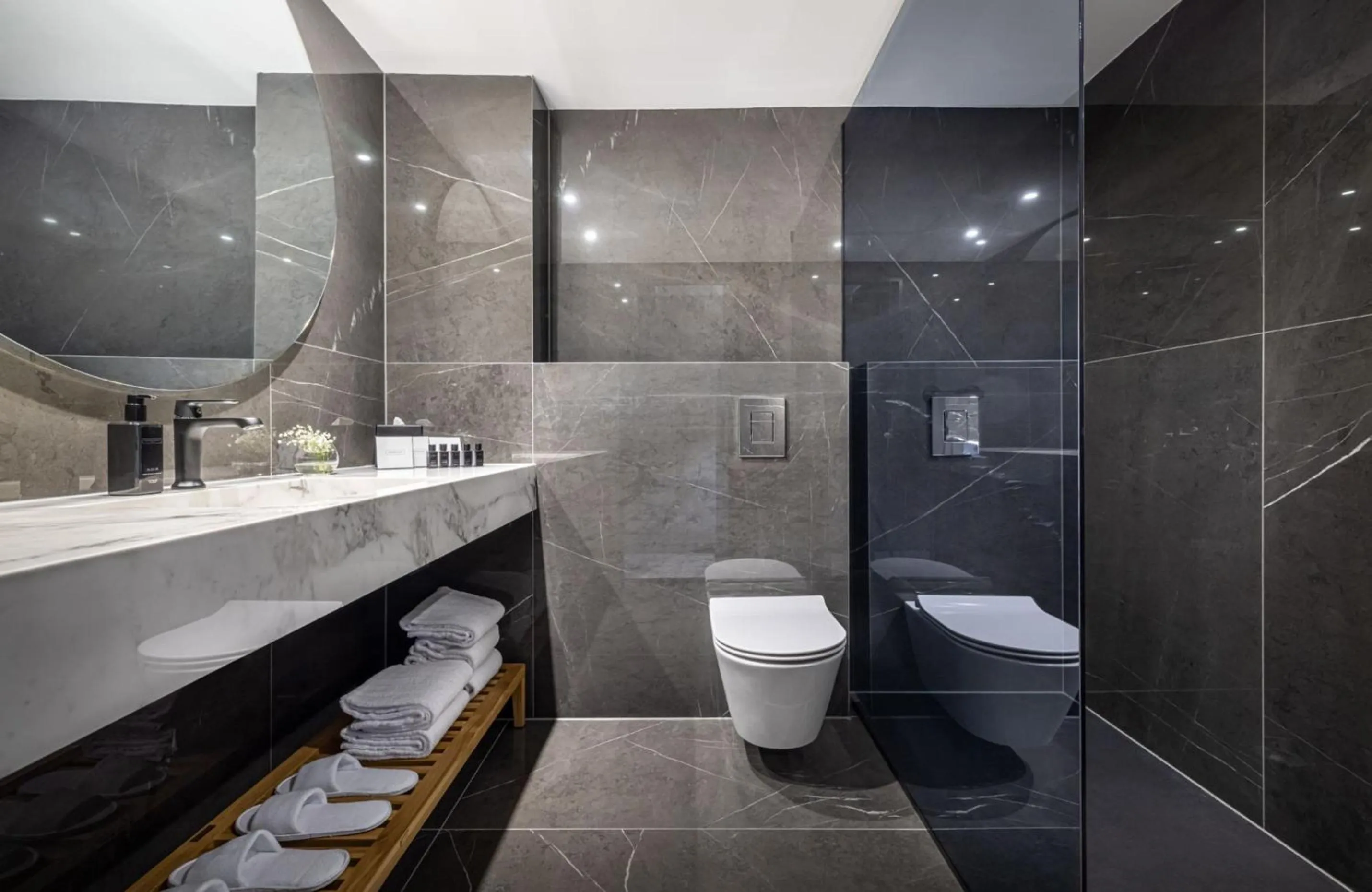 Superior Double or Twin Room with Sea Side View in Grand Hotel Adriatic