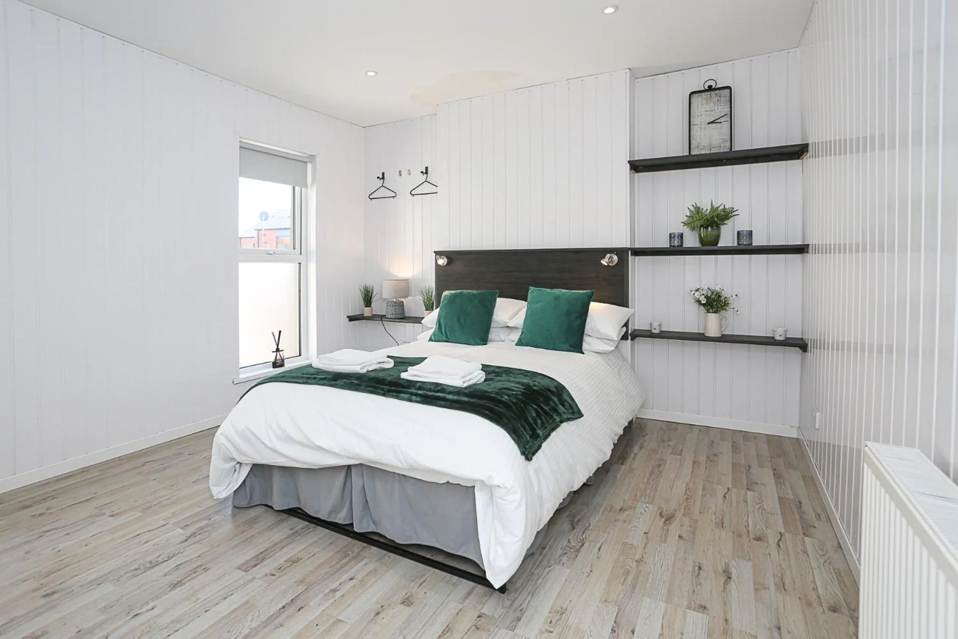 Standard Double Room in OYO Queens Quarter