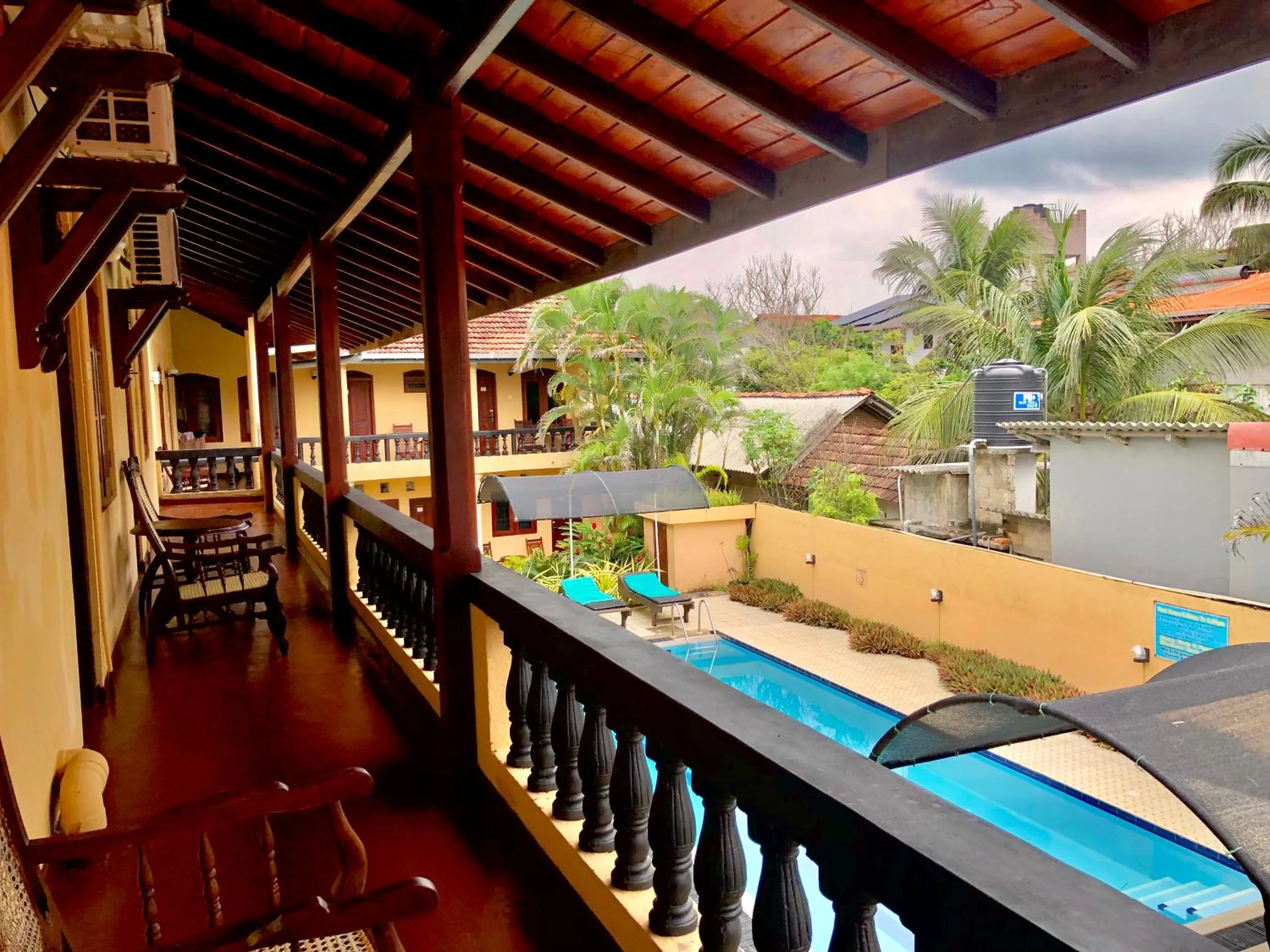 Triple Room with Pool View in Drifters Hotel & Beach Restaurant