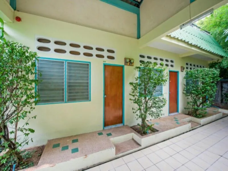 Standard Double Room with Fan in Baantonsai Garden Resort