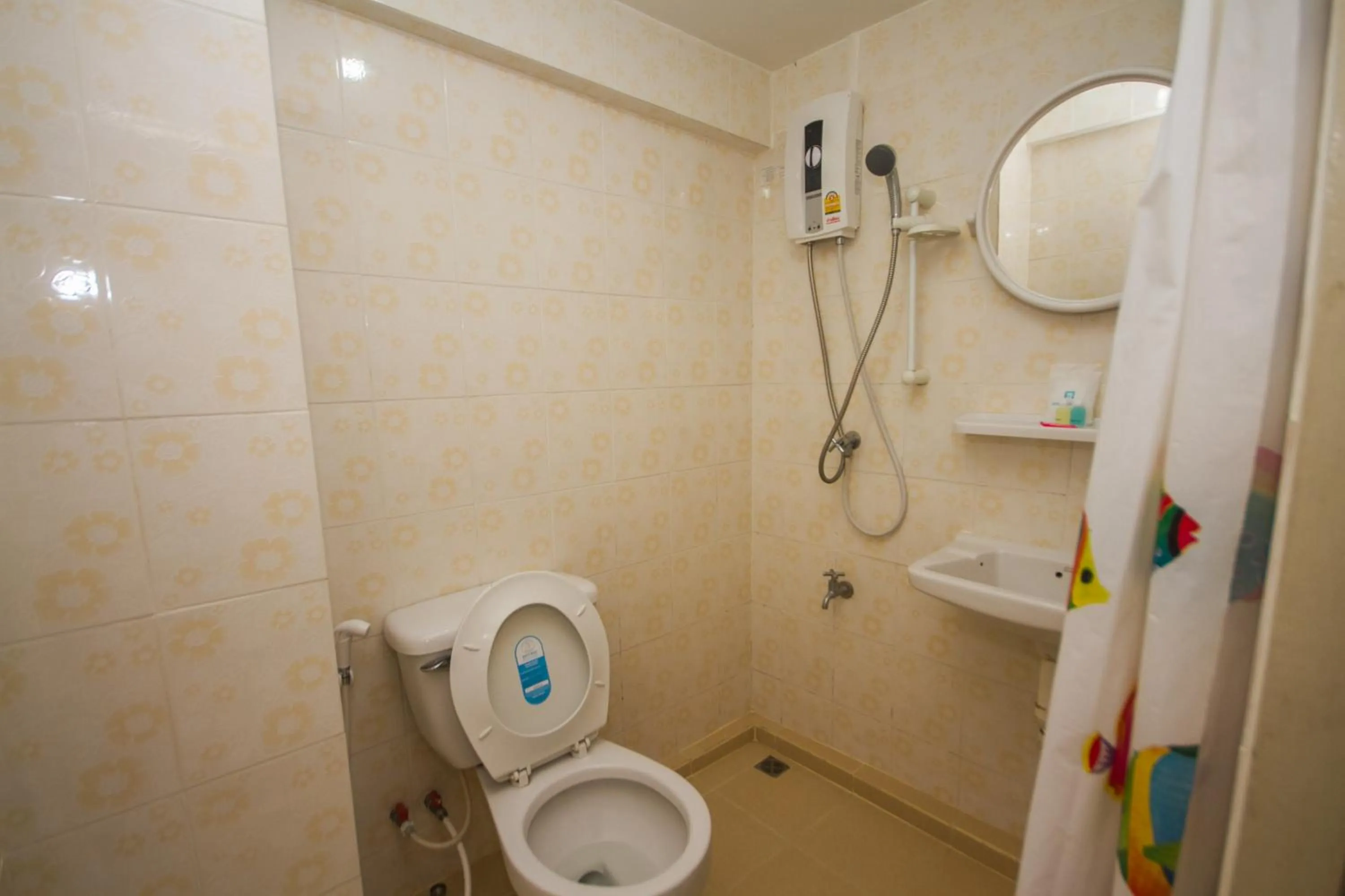 Double Room with Private Bathroom in Jang Sripoom House