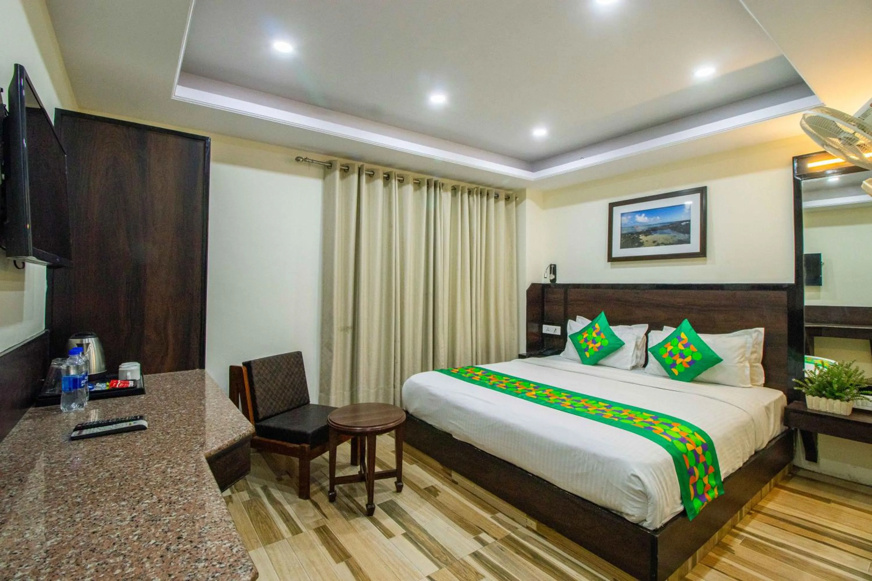 Economy Double Room - single occupancy in Treebo Maharaja, Near Mall Road