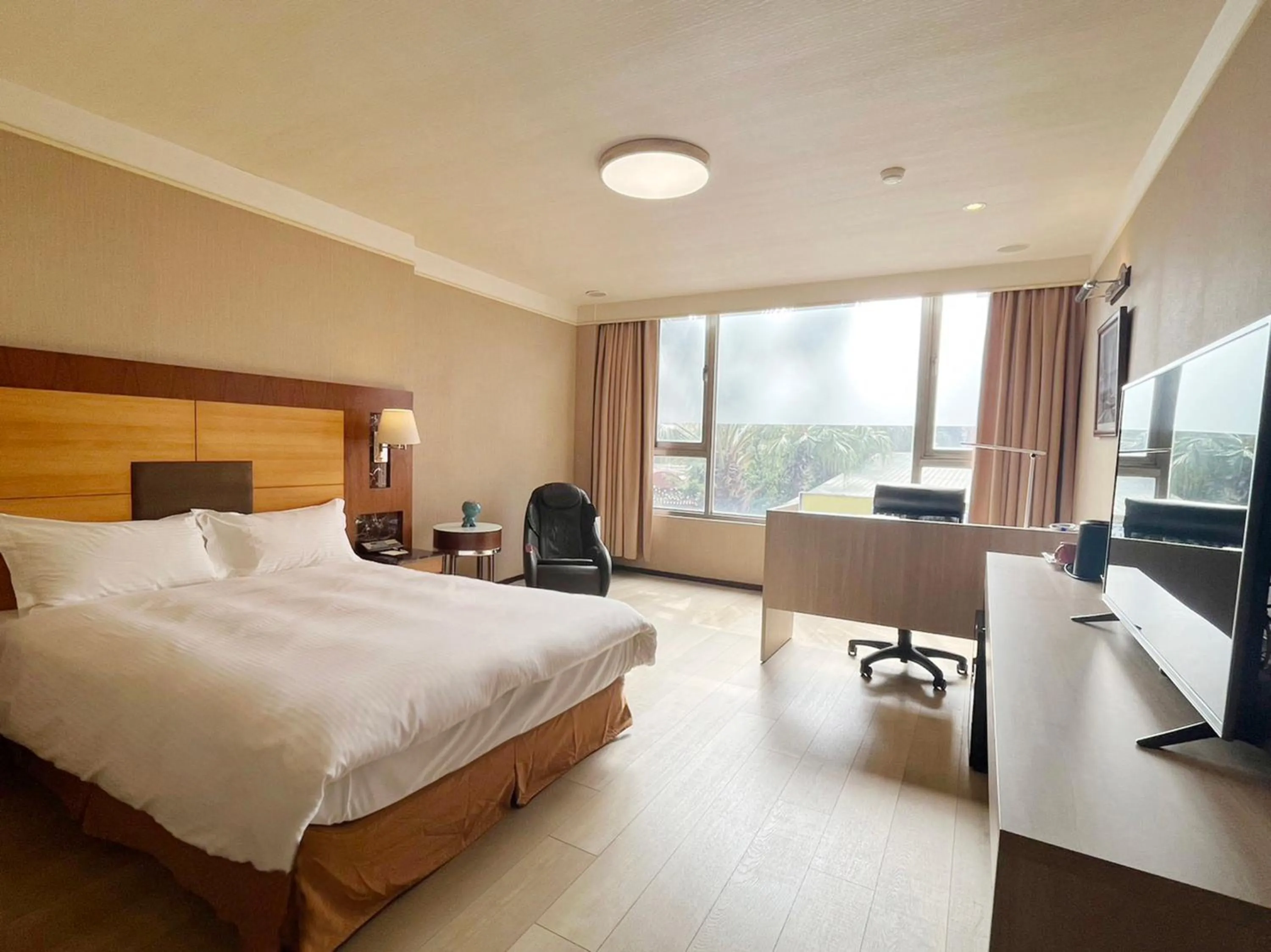 Deluxe Room in Gueylin Hotel