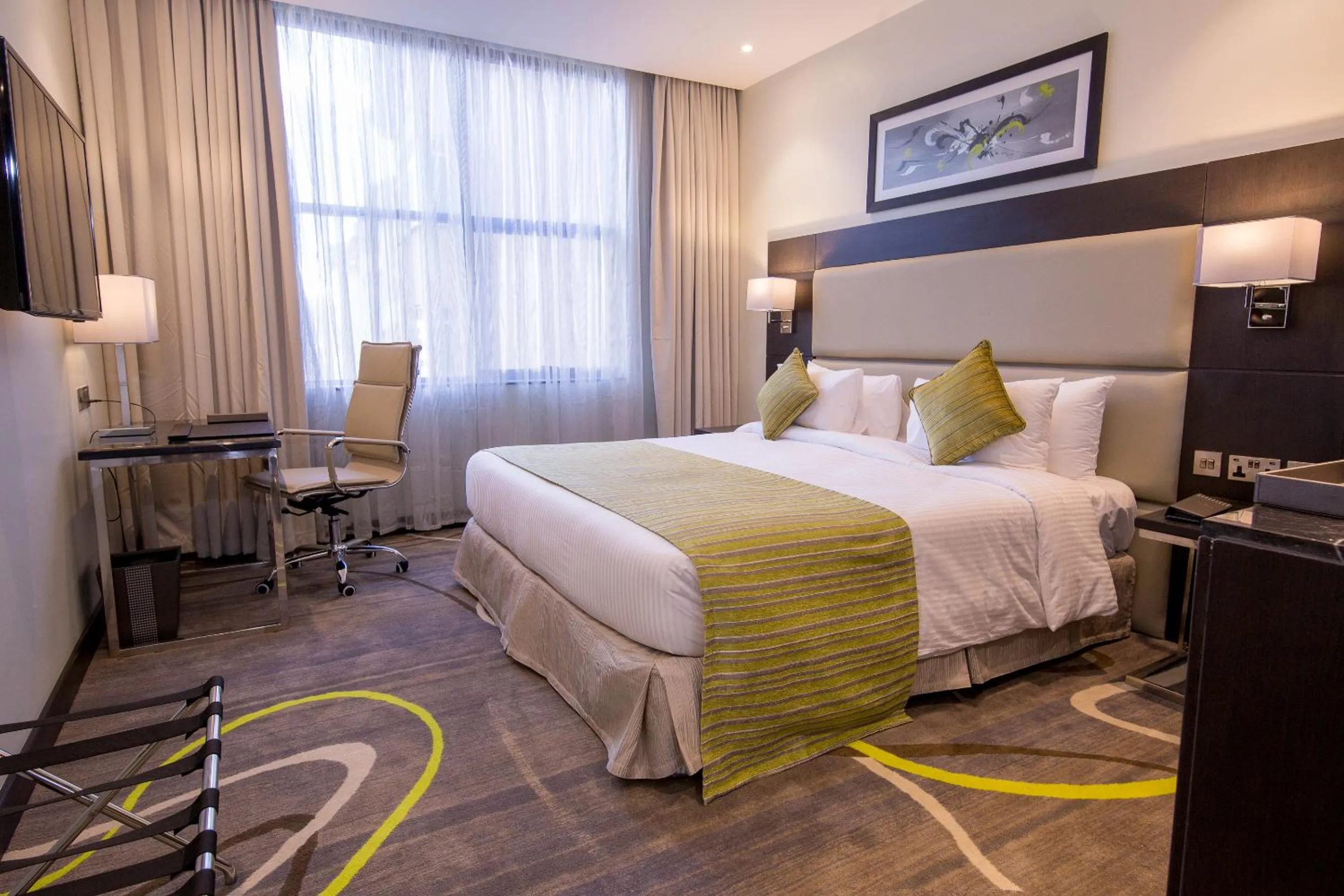 Standard Queen Room in Royal Tulip Canaan Nairobi