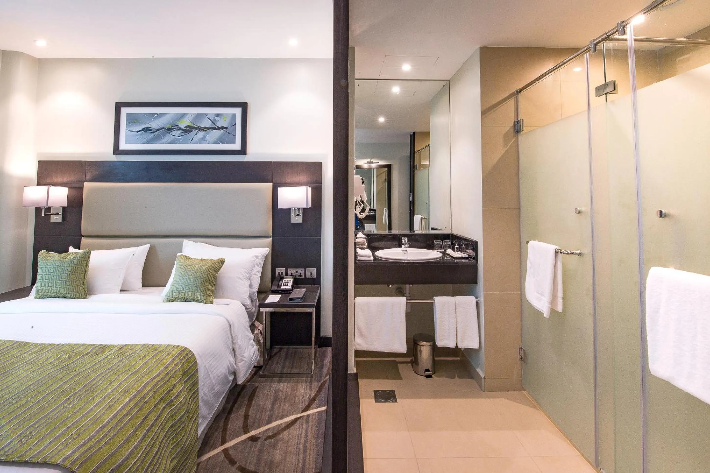 Suite Room 1 King Bed in Royal Tulip Canaan Nairobi