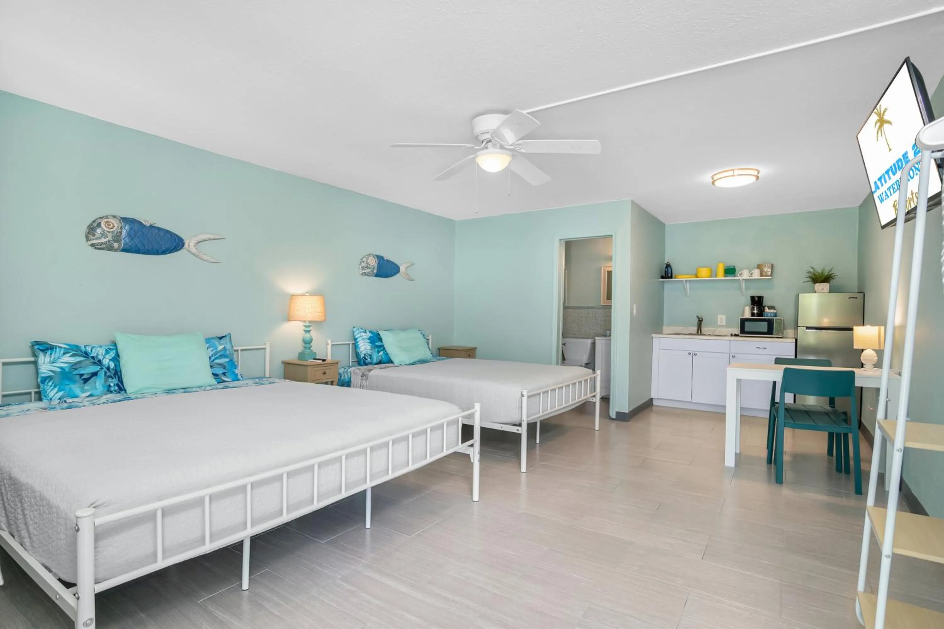 Deluxe Studio - Two Queen Beds with Kitchenette & Garden View in Latitude 26 Waterfront Boutique Resort - Fort Myers Beach