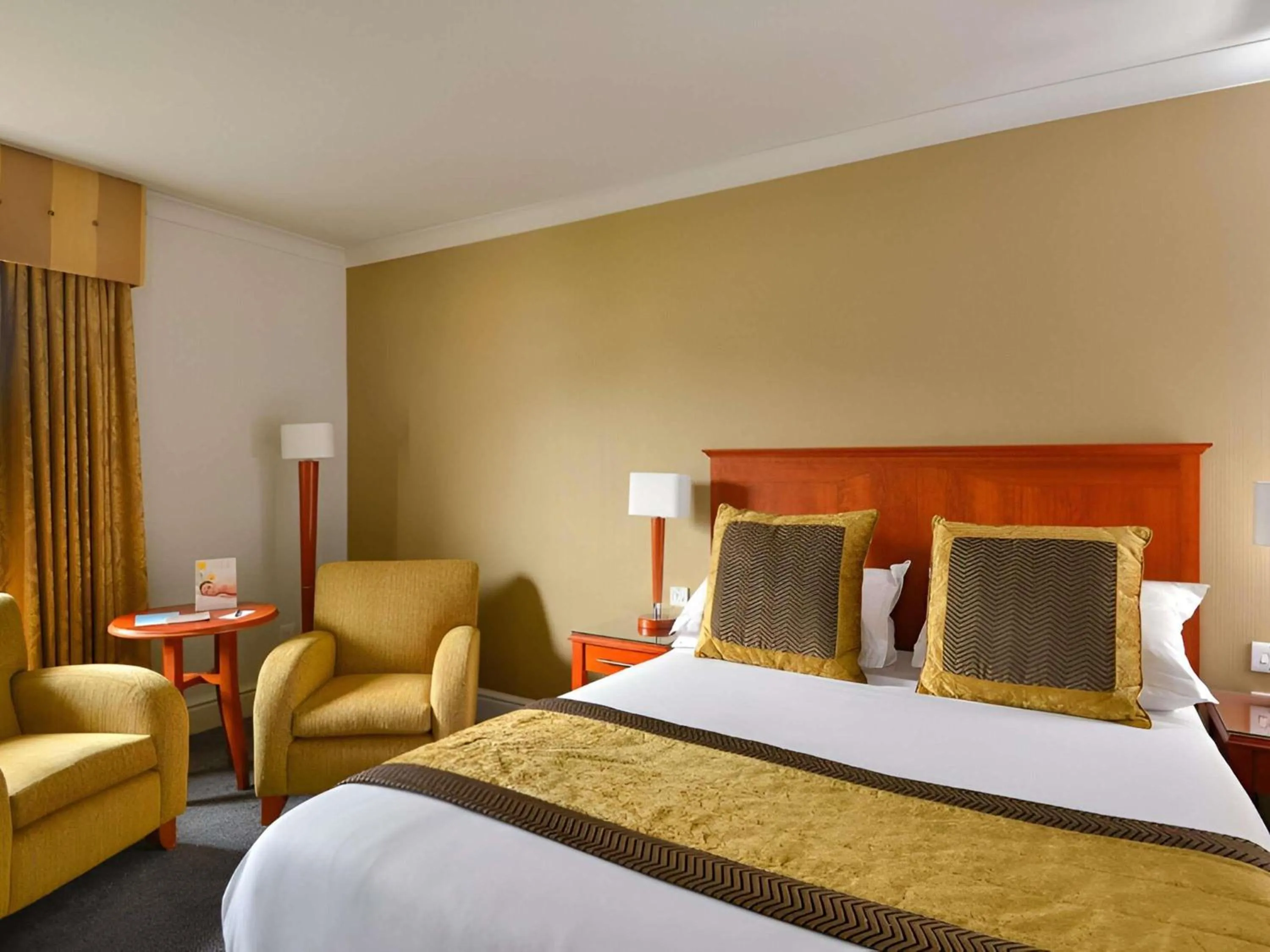 Privilege King Room  in Mercure Manchester Norton Grange Hotel & Spa