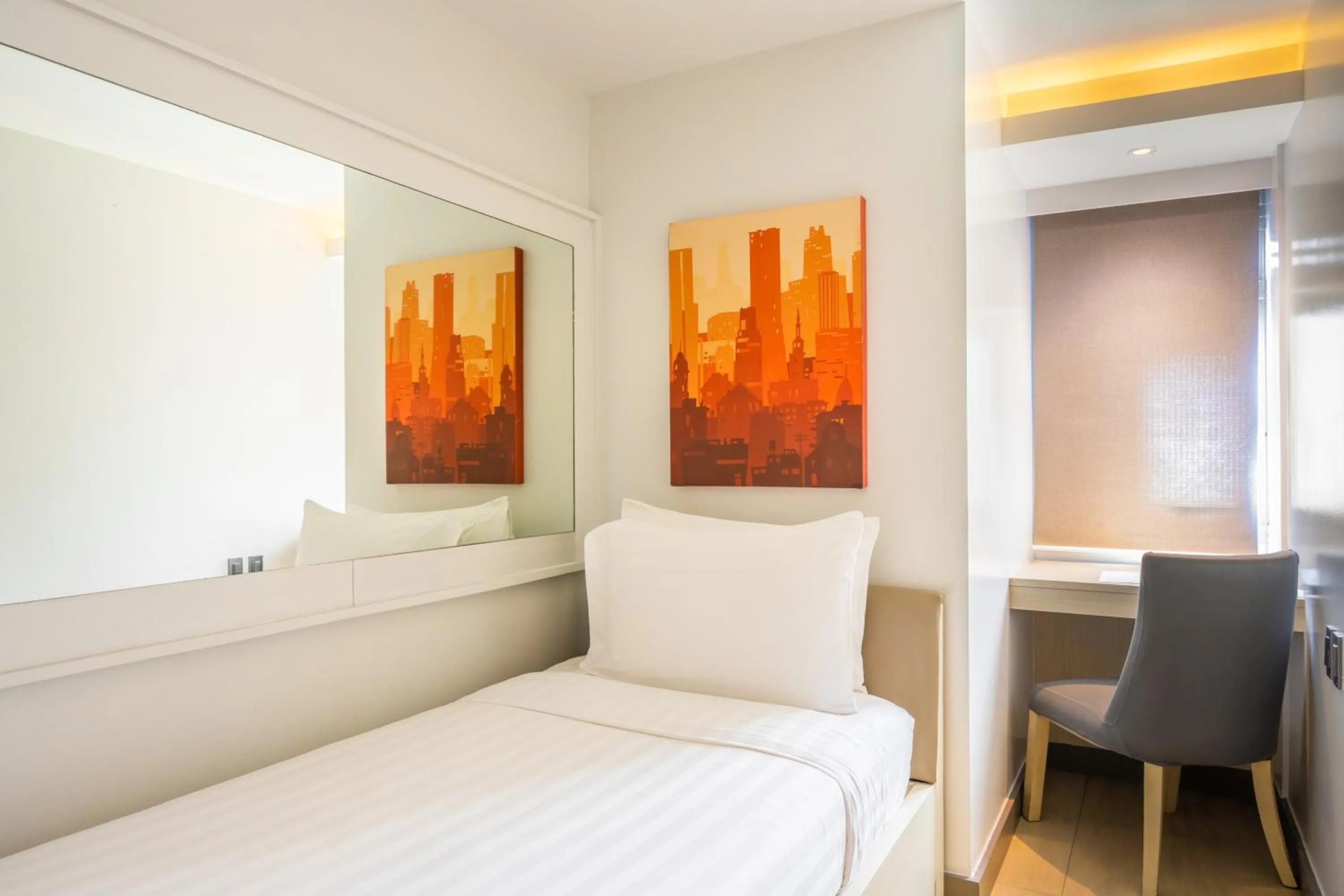 Mini Single Room in The Mini Suites Eton Tower Makati