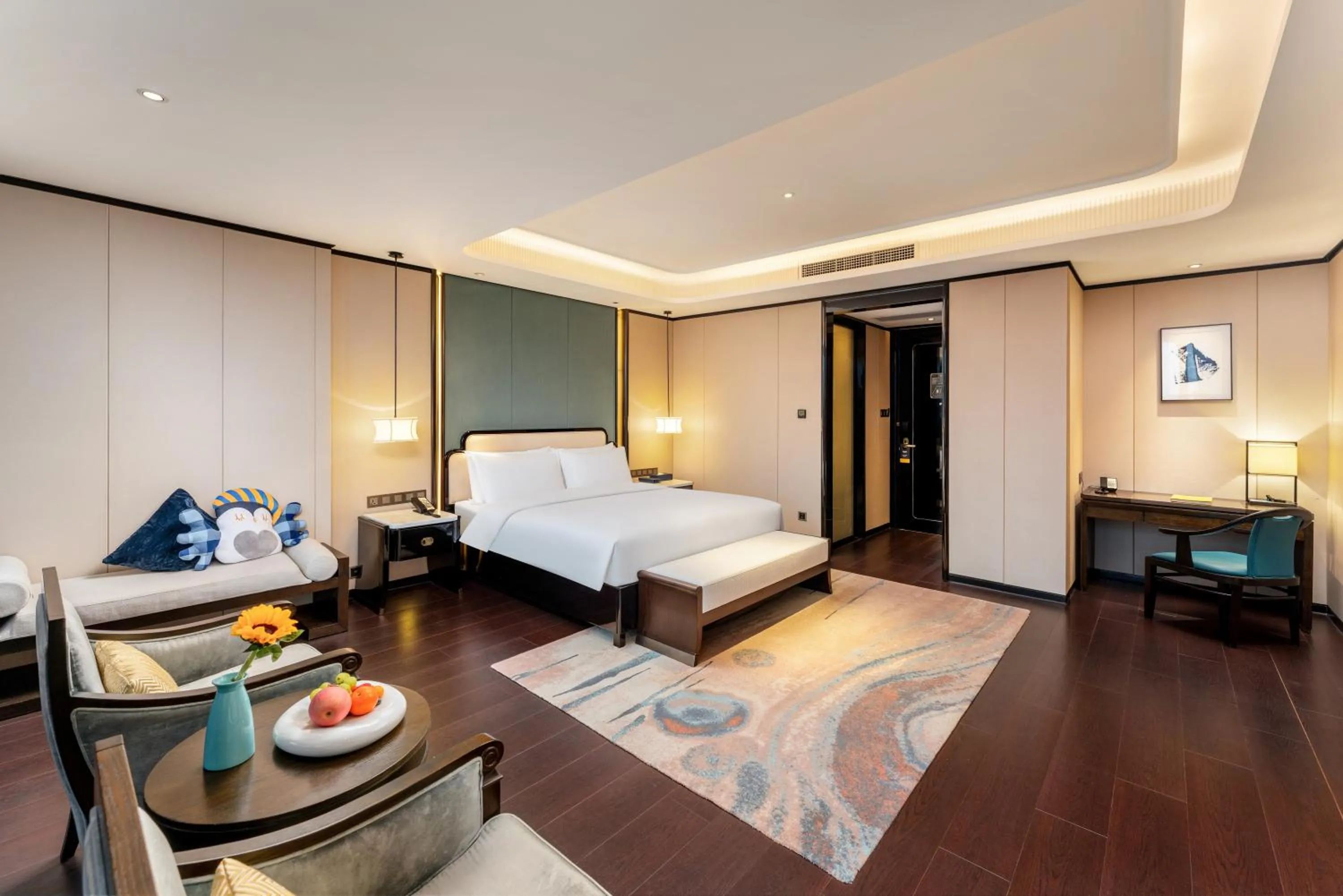 Premium King Room in voco - Hangzhou Binjiang Minghao by IHG