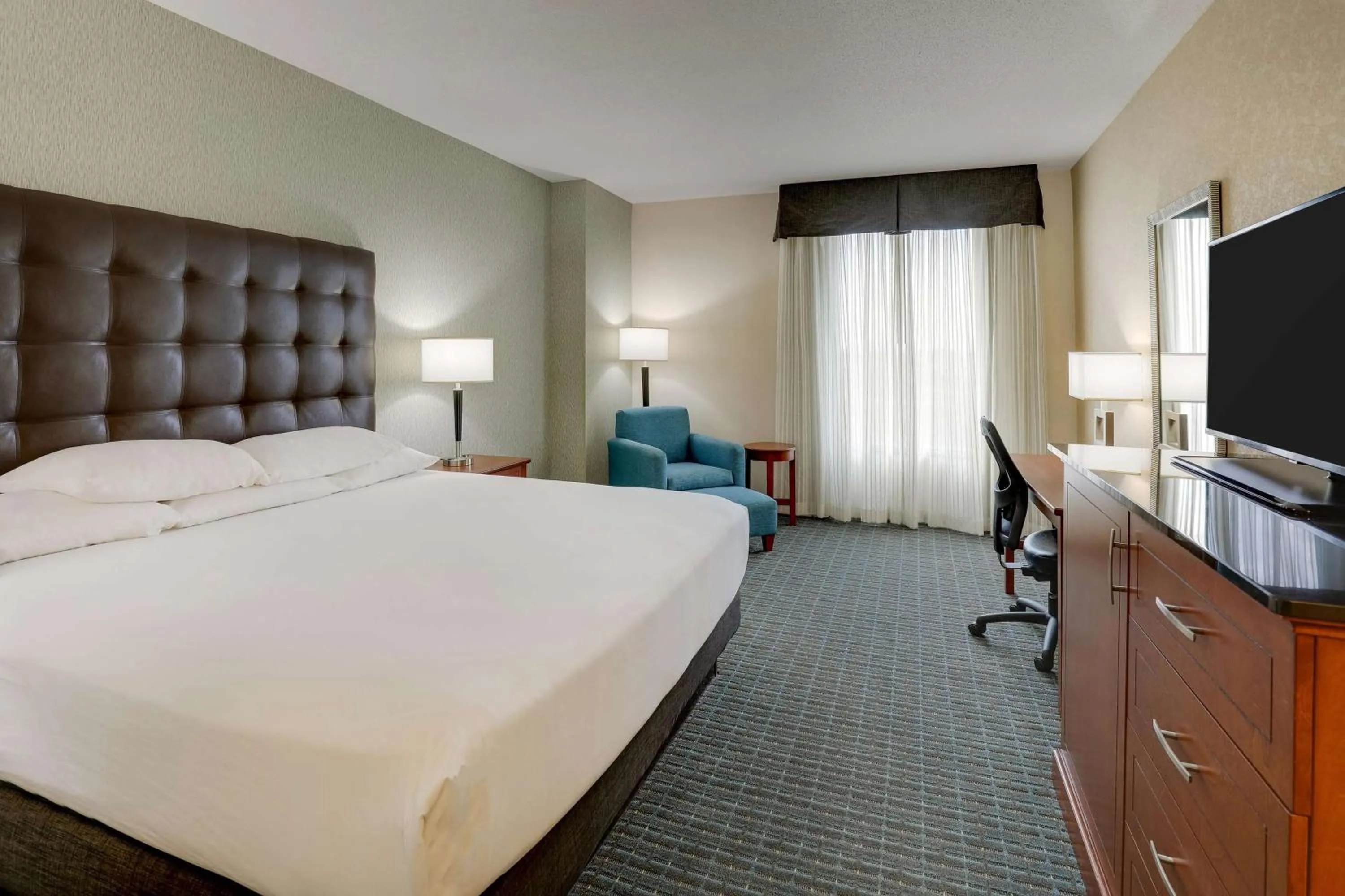 Deluxe King Room - Hearing Accessible, Shower in Drury Inn & Suites Phoenix Chandler Fashion Center