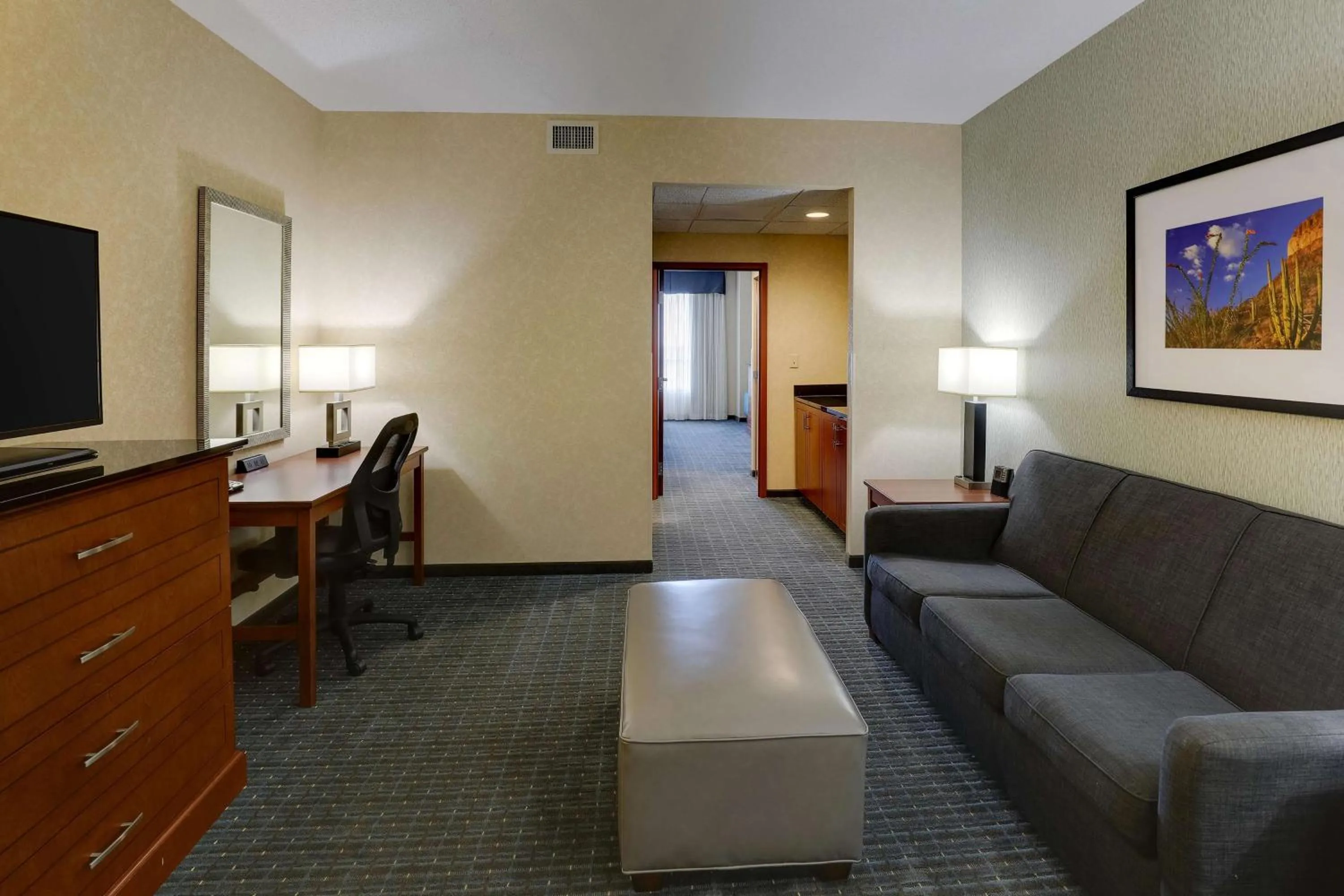 Queen Suite with Sofa Bed - Hearing Accessible in Drury Inn & Suites Phoenix Chandler Fashion Center