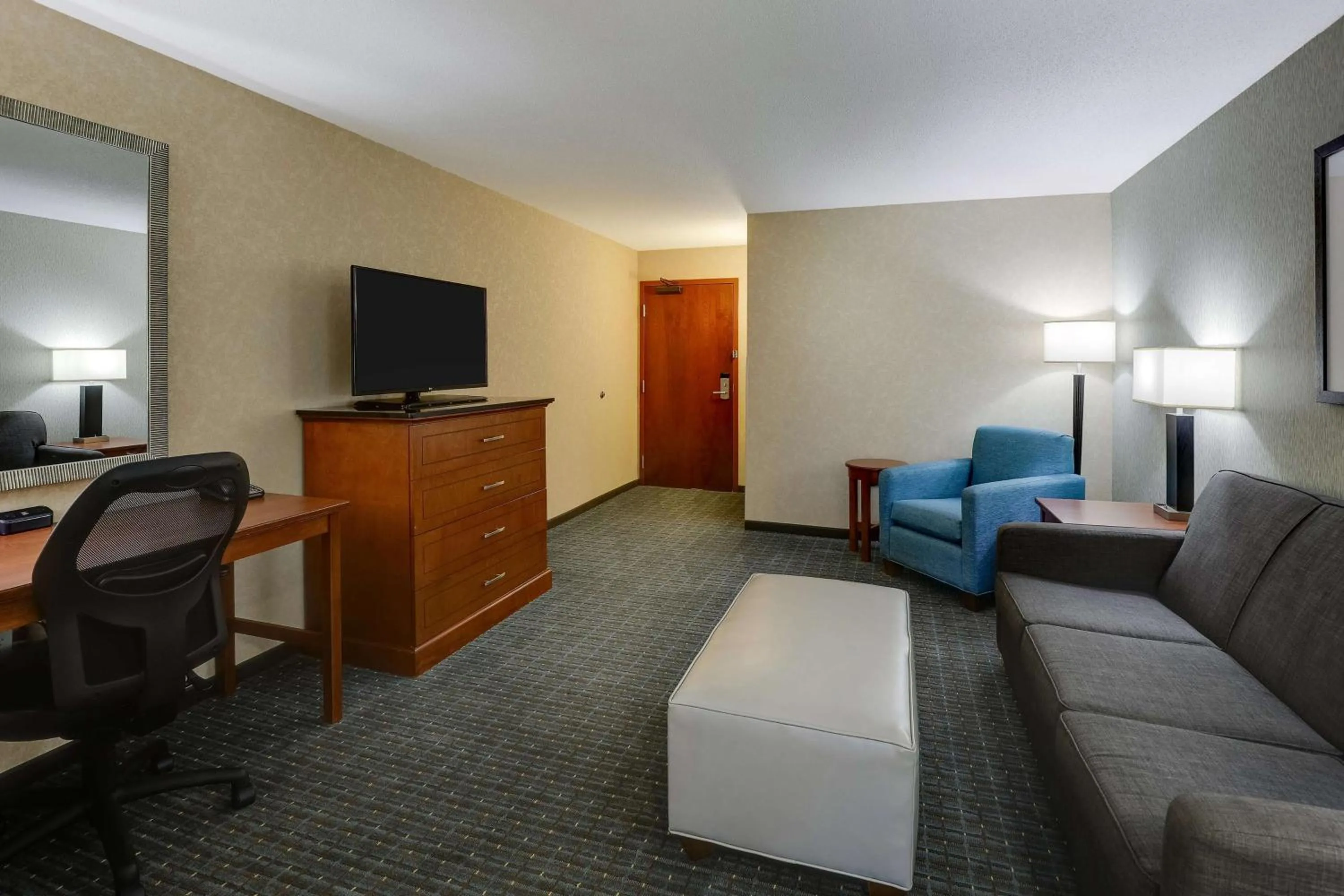 King Suite with Sofa Bed - Accessible, Tub in Drury Inn & Suites Phoenix Chandler Fashion Center