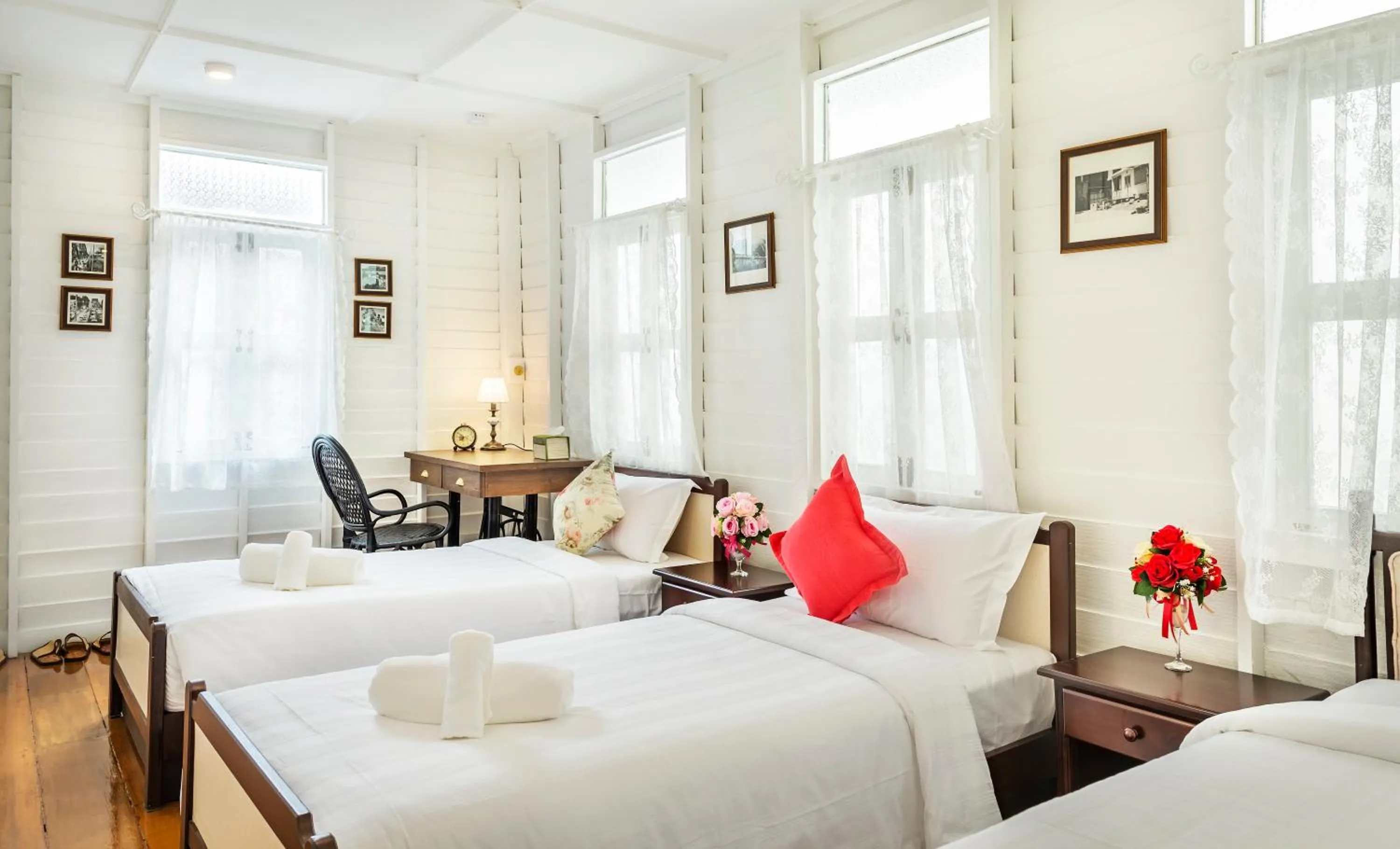 Triple Room with Private Bathroom in Baankachitpan Bangkok Hotel