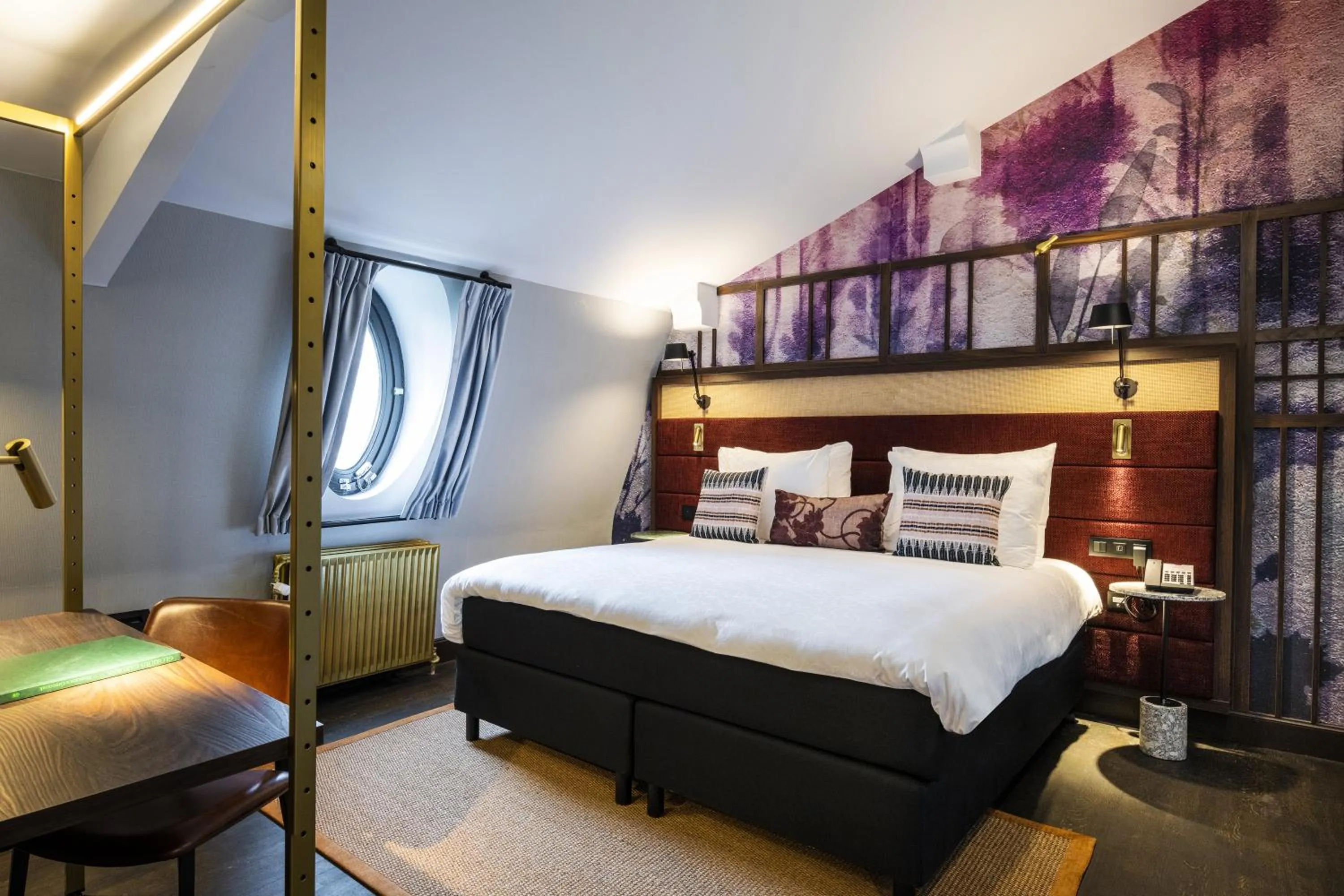 One-Bedroom King Suite in Hotel Indigo Brussels - City by IHG