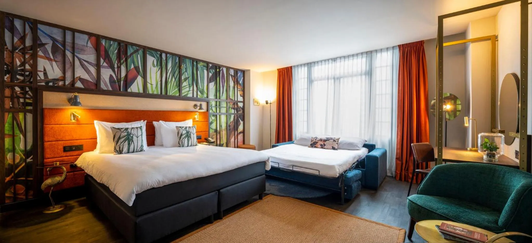 Premium King Room with Sofa Bed in Hotel Indigo Brussels - City by IHG