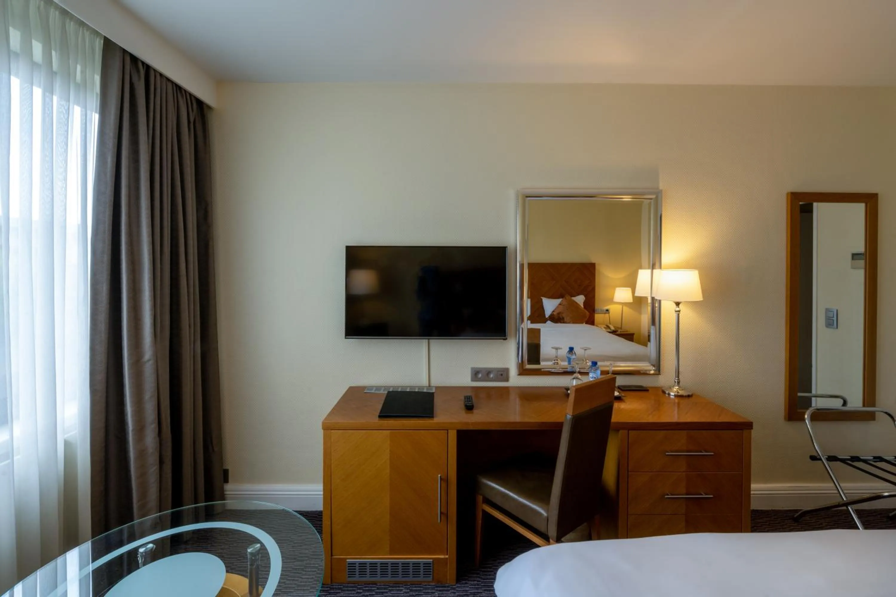 Twin Room in Gresham Belson Hotel Brussels