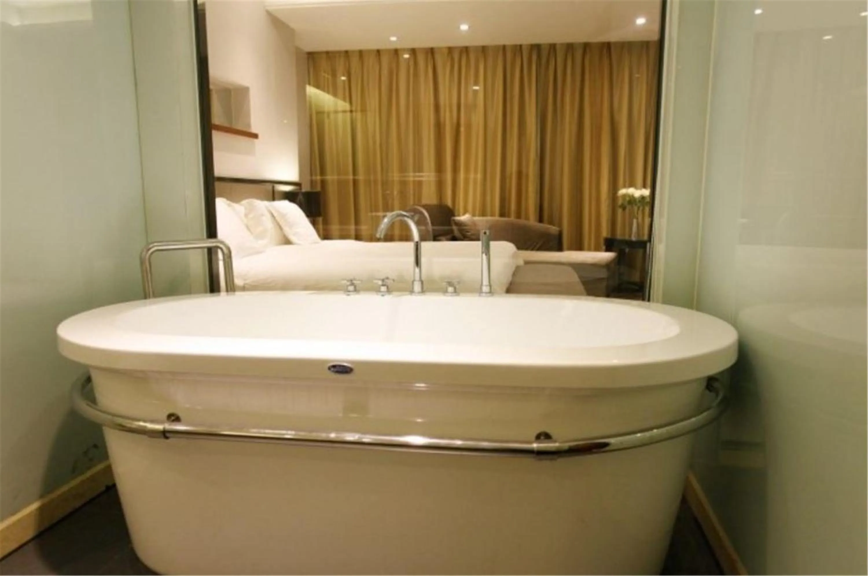 Business Twin Room - Non-Smoking in Ramada Meizhou