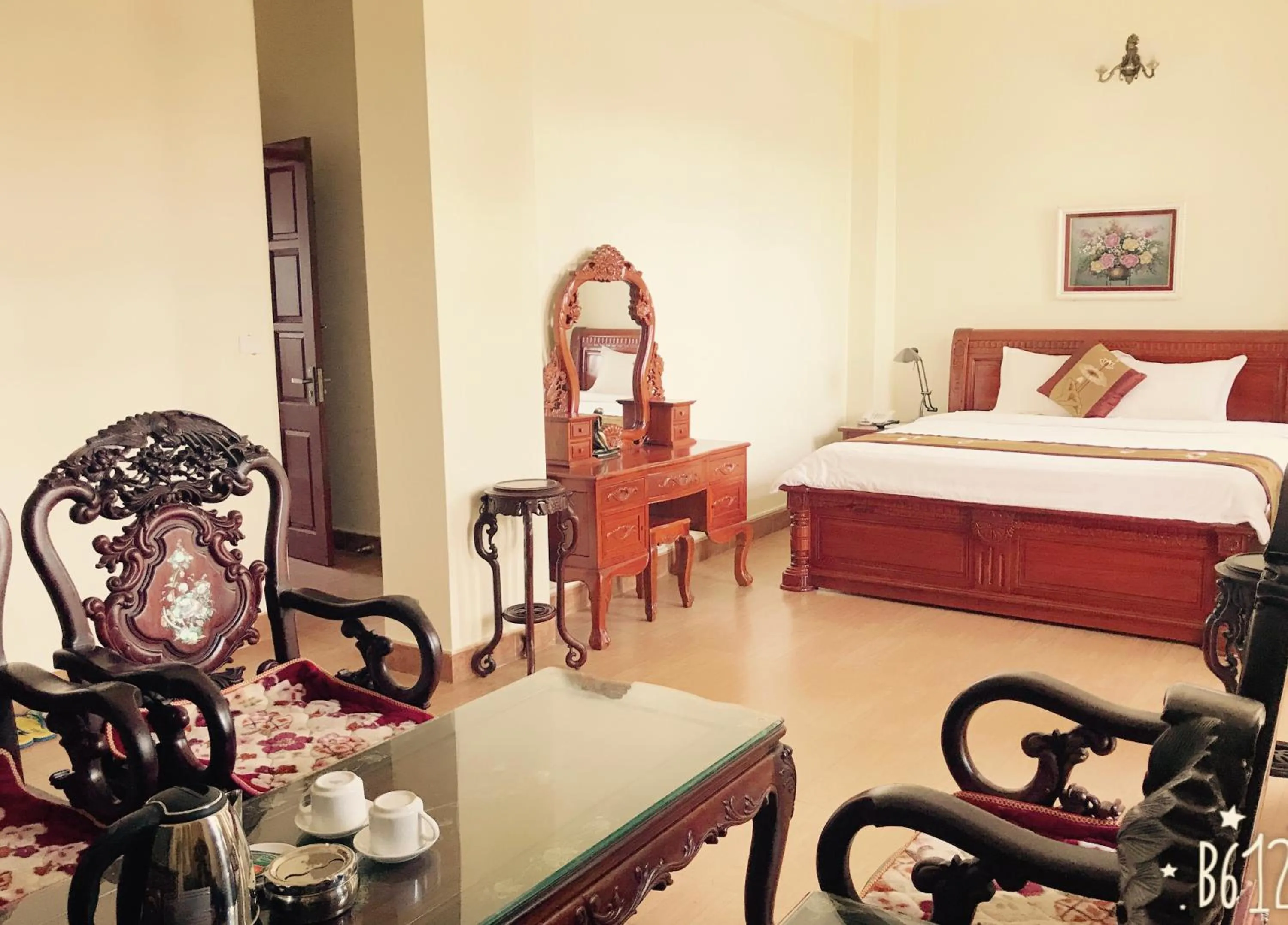 King Suite with Balcony in Binh Minh Hotel