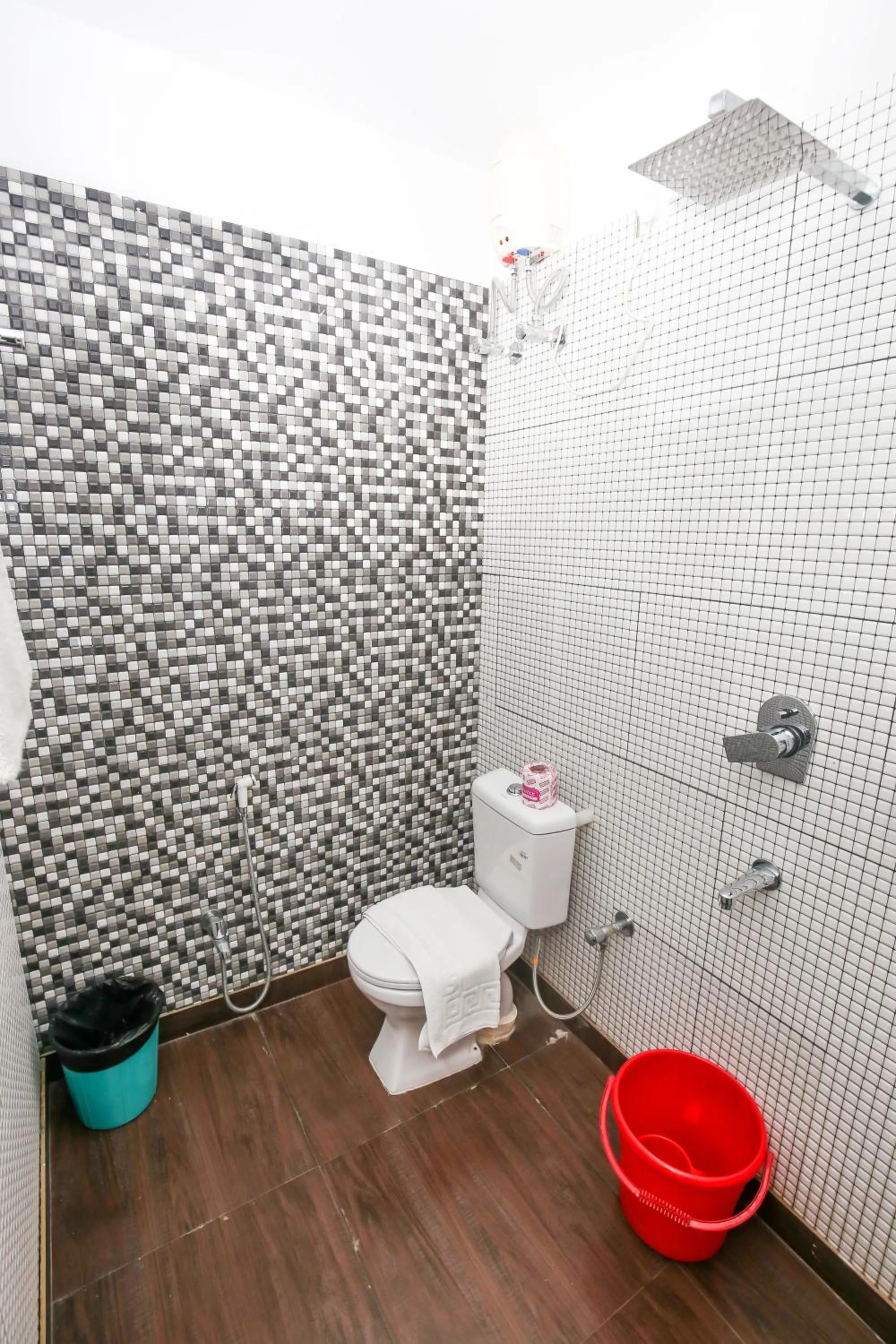 Standard Double Room - single occupancy in Hotel Cecil